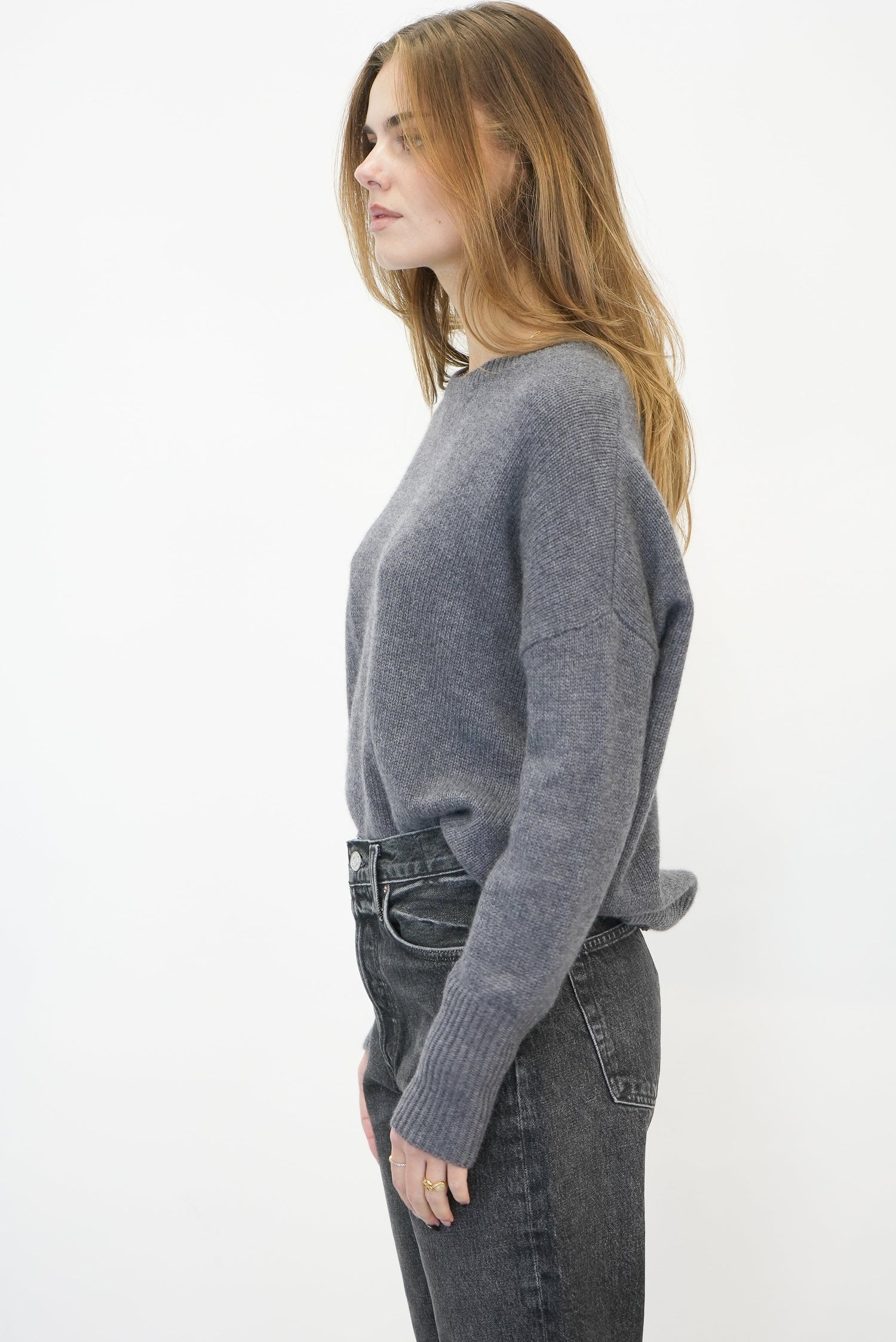 MILA SWEATER IN GRAPHITE KNIT LISA YANG 