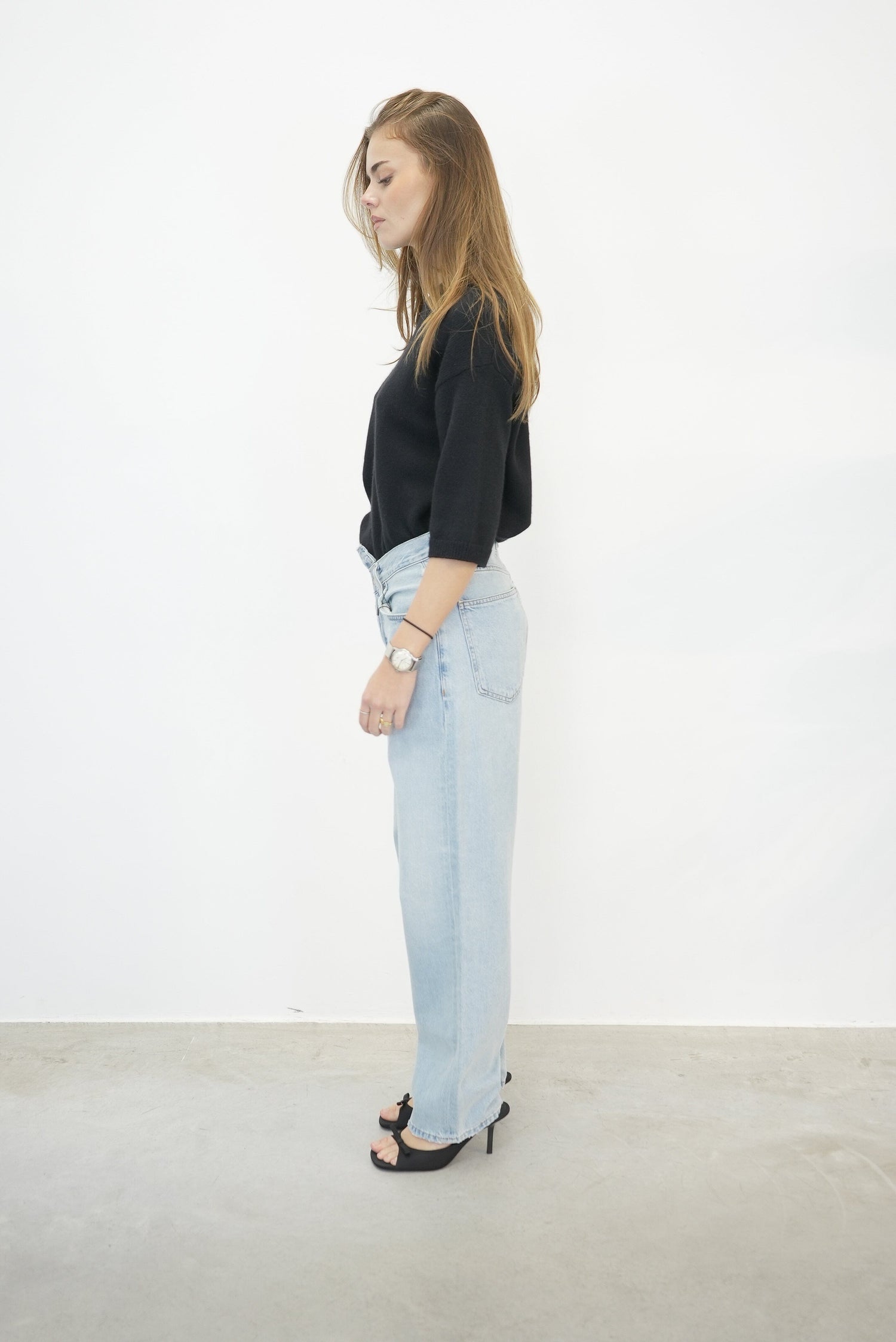 CAMILLE SWEATER IN BLACK KNIT LISA YANG 