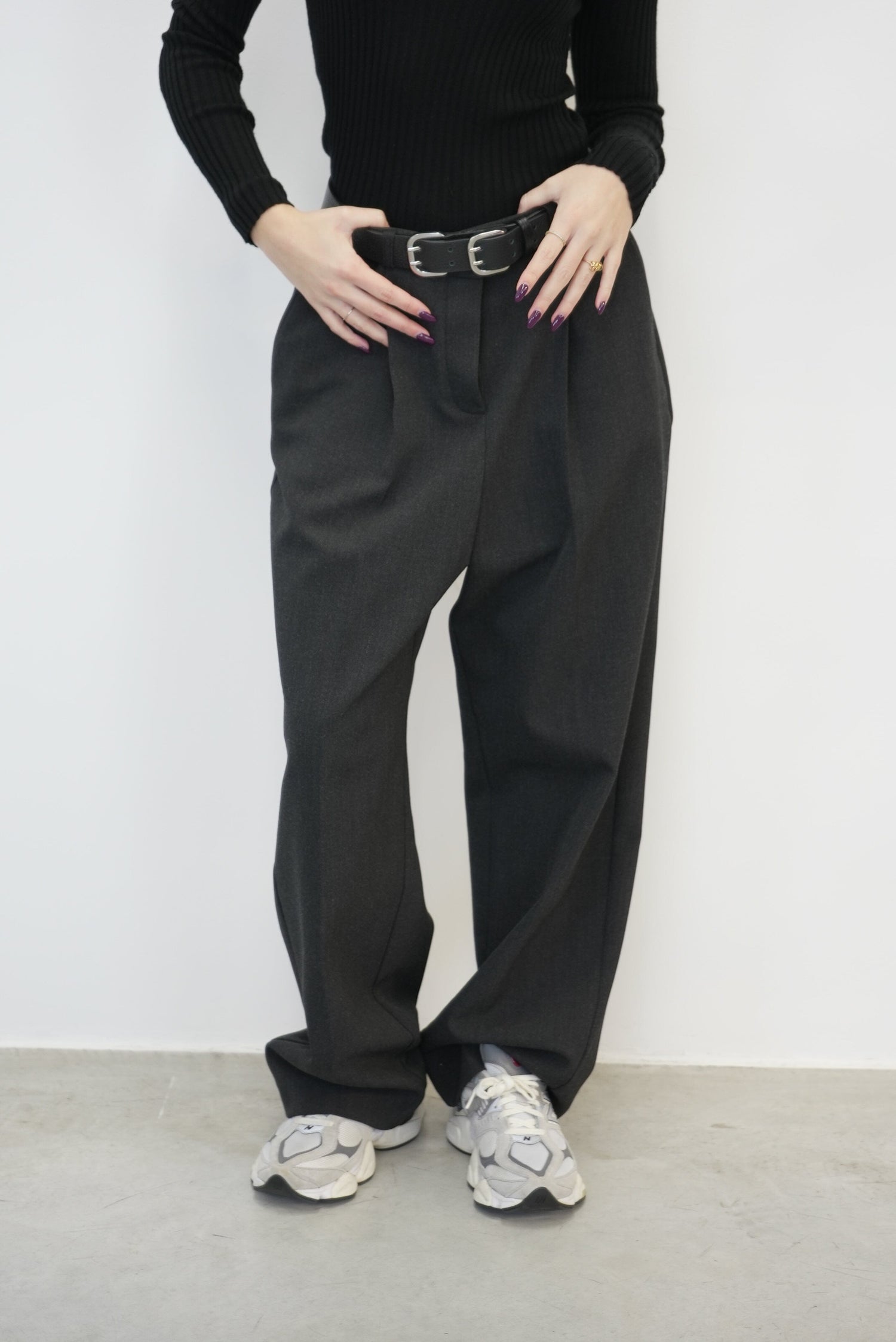 THEIS LOW RISE BAGGY FIT PANTS PANTS HERSKIND 