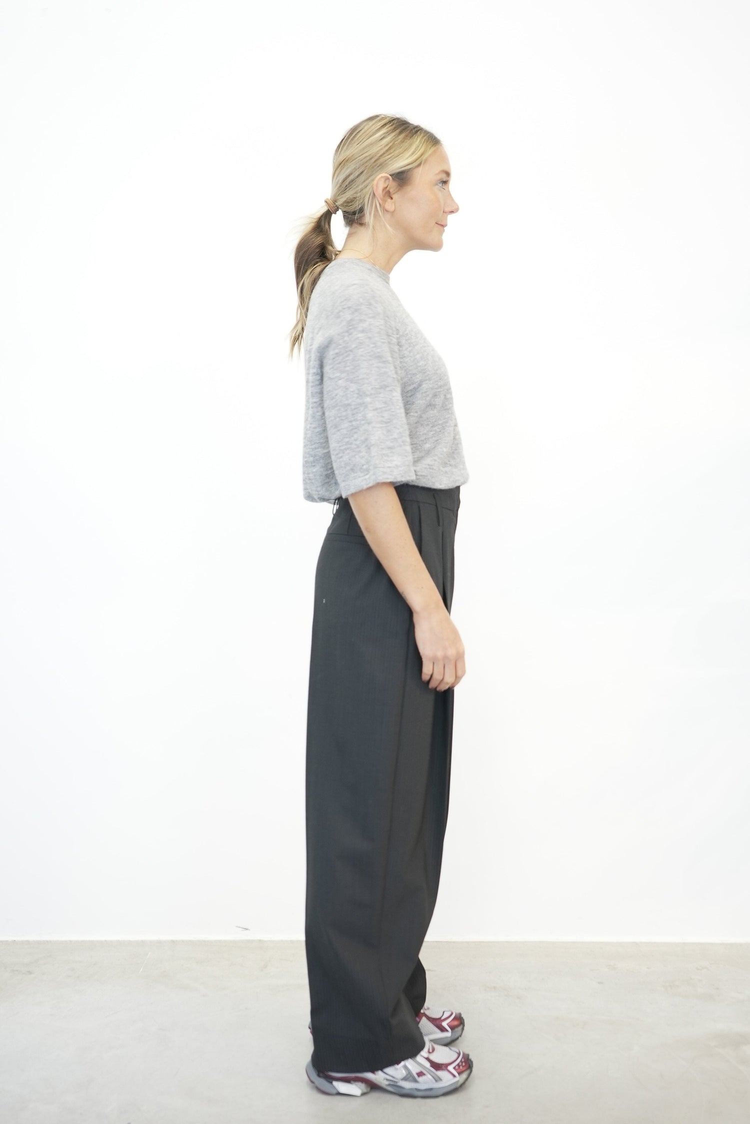 CARLA PANTS IN DARK GREY PANTS HERSKIND 