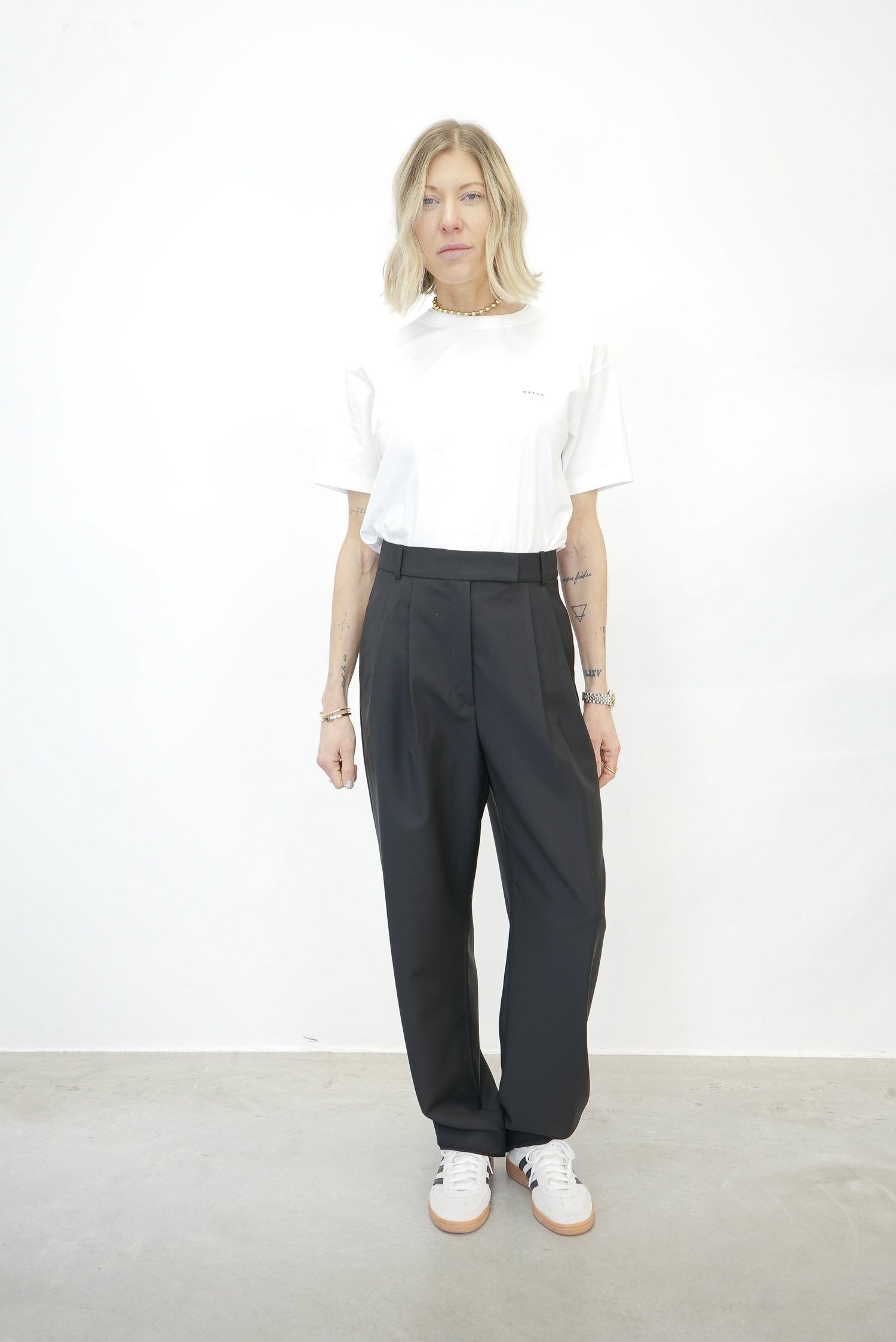 ROUND LEG SHAPED TAILORED TROUSERS PANTS ROHE 