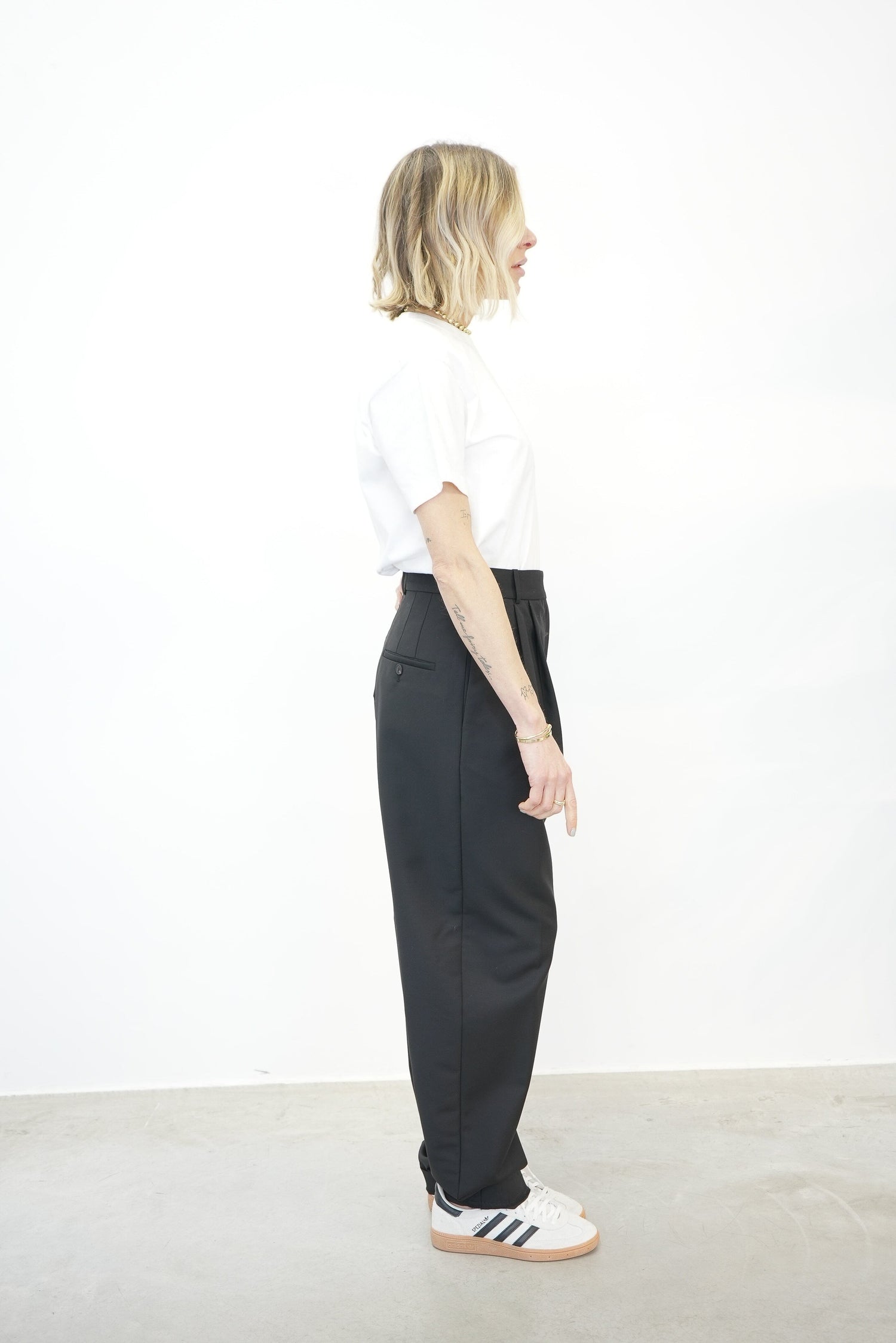 ROUND LEG SHAPED TAILORED TROUSERS PANTS ROHE 