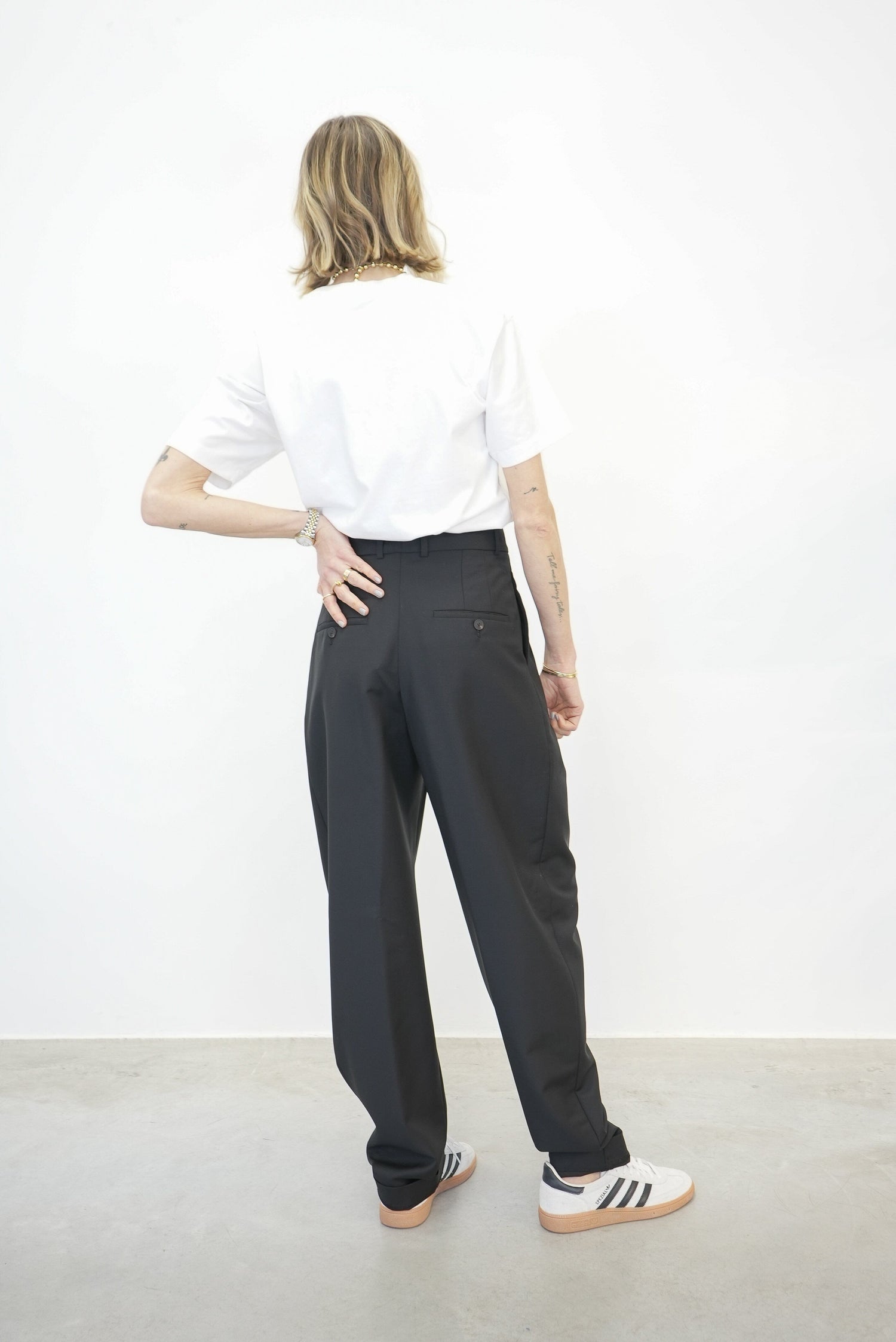 ROUND LEG SHAPED TAILORED TROUSERS PANTS ROHE 