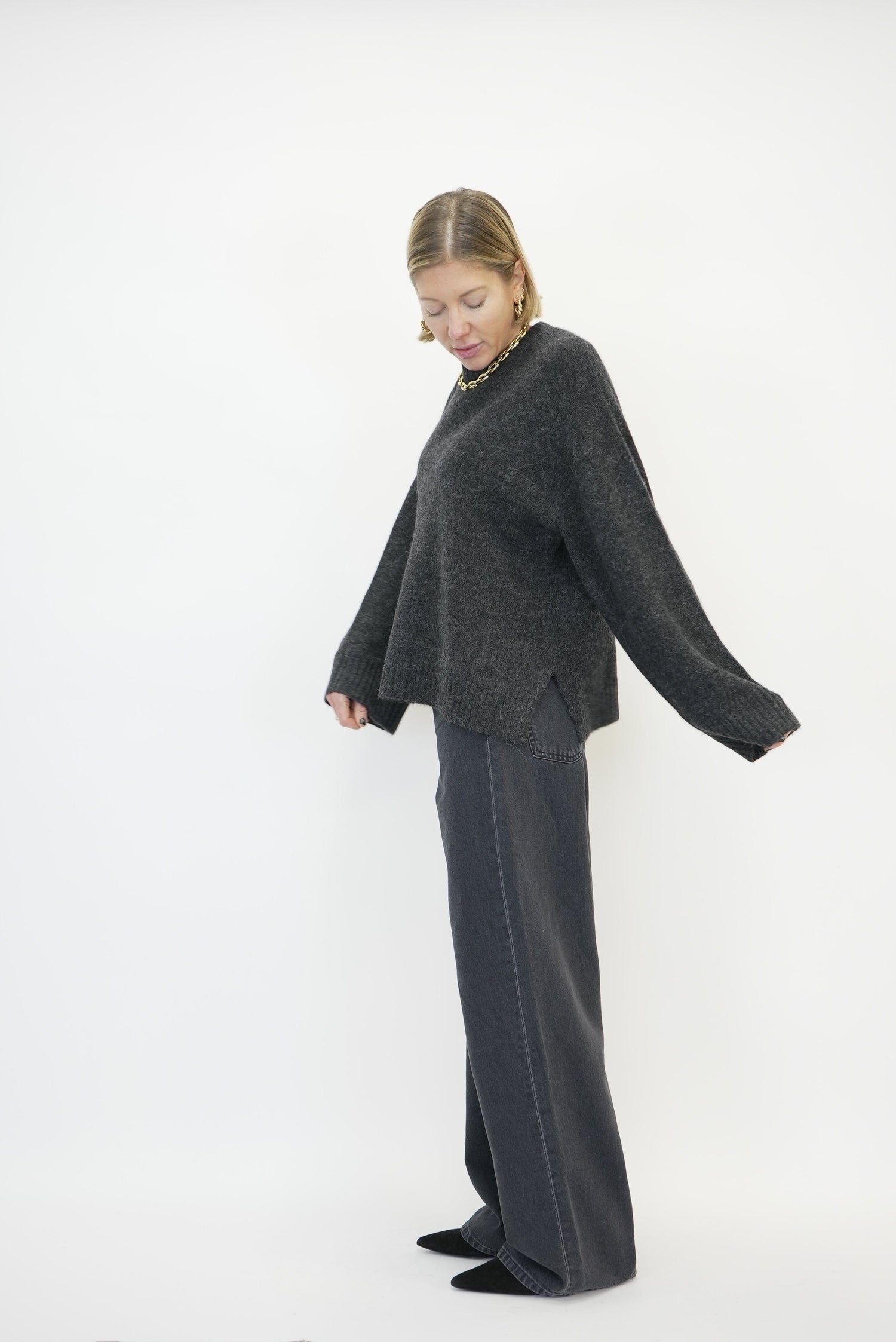 VERONA SLIT SWEATER KNIT DESIGNERS REMIX 