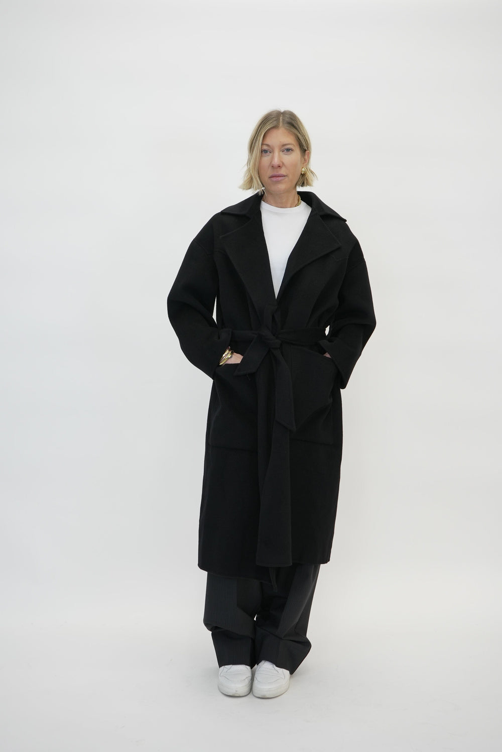 ALAMO COAT IN BLACK COAT NANUSHKA 