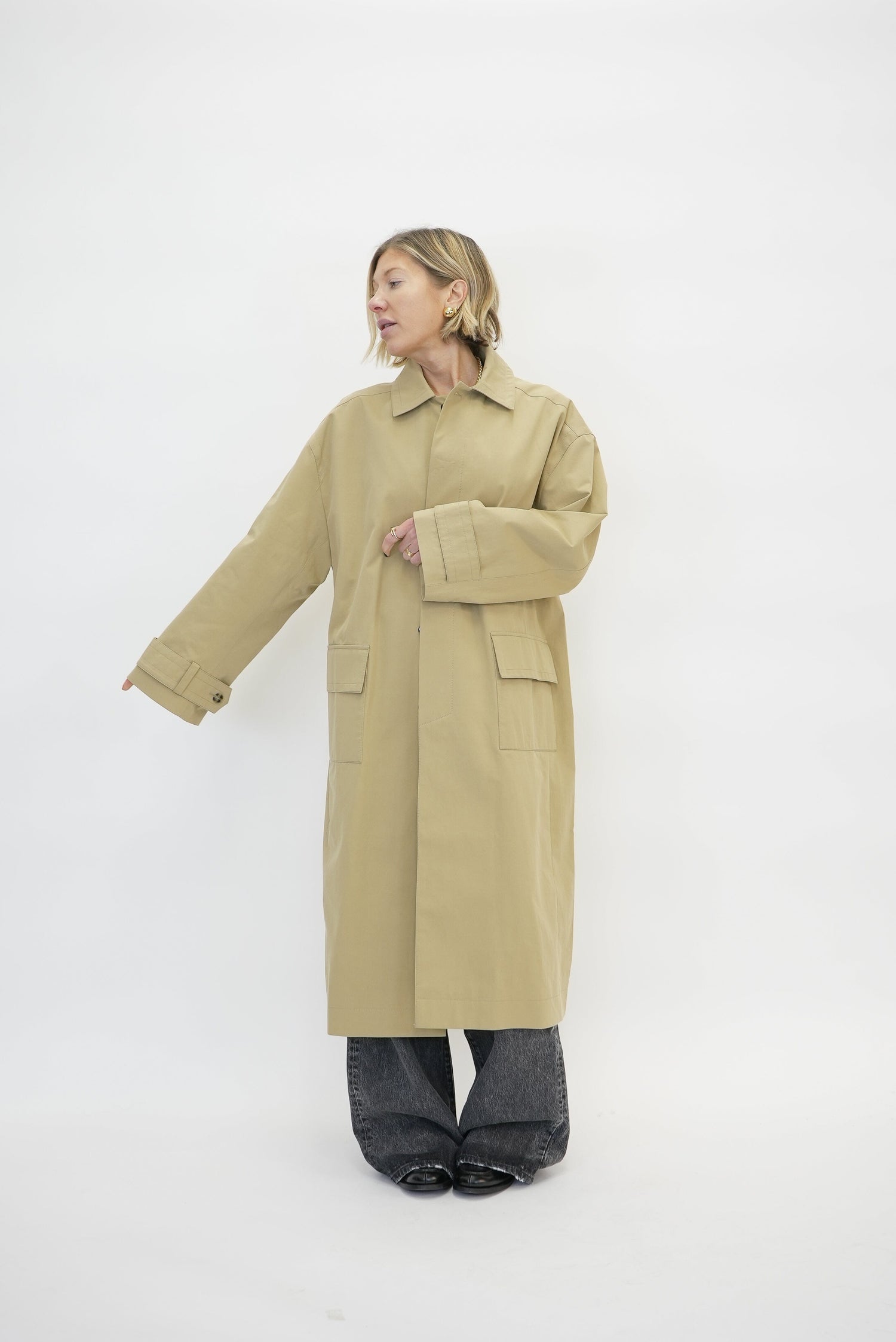 KYLIE TRENCH IN SAHARA COAT HERSKIND 