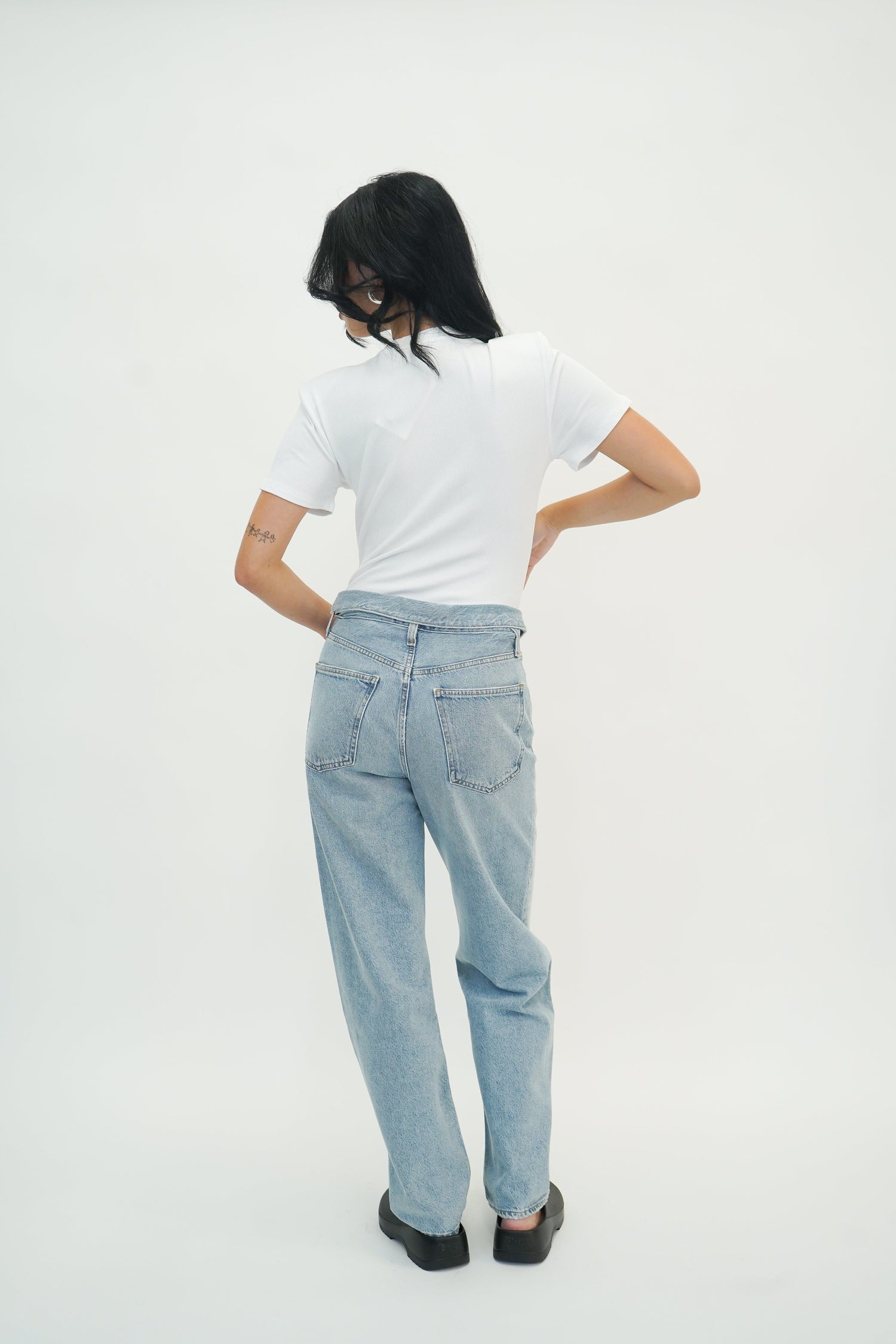ECHO TAPER JEAN IN SYLLABLE JEANS AGOLDE 