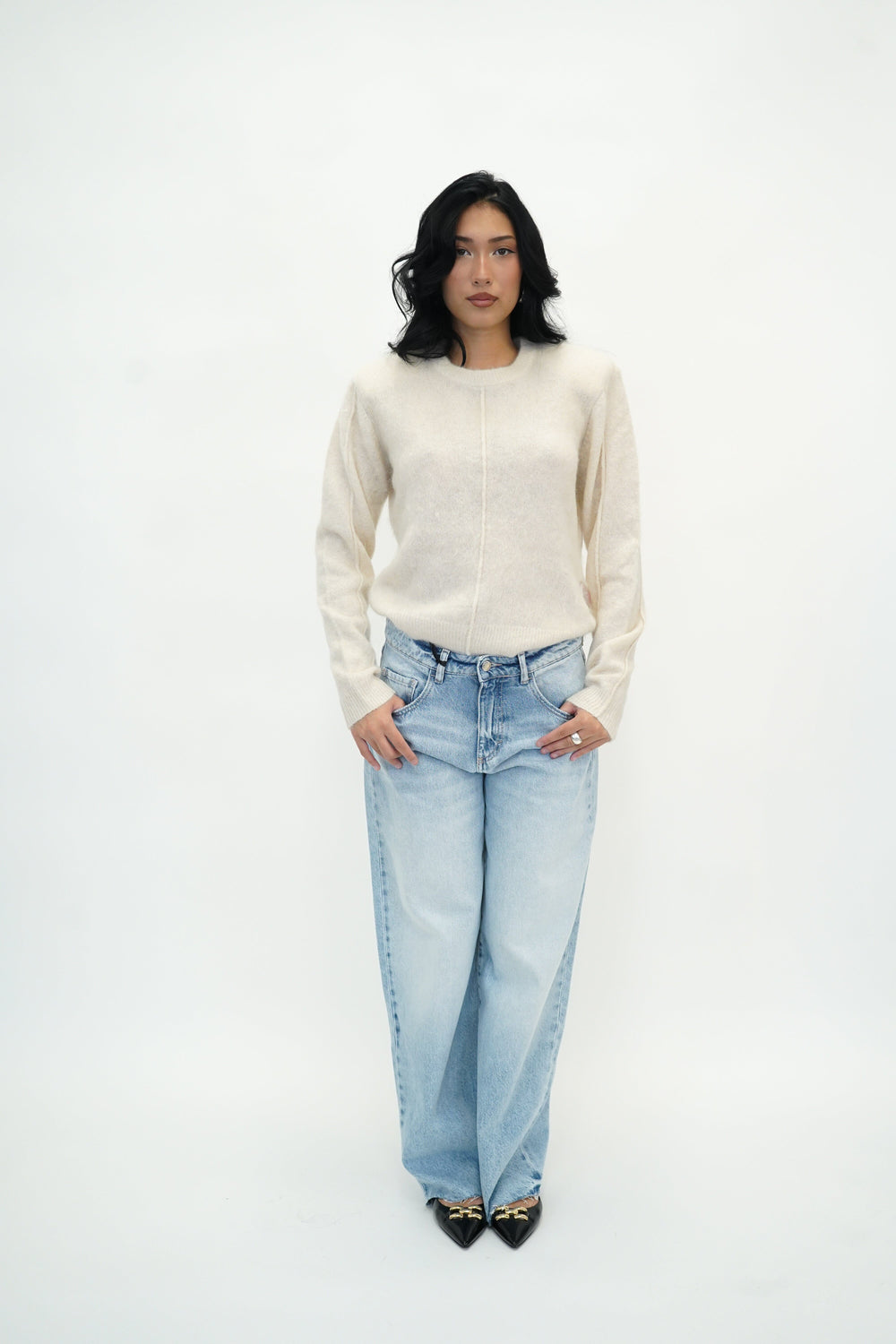 ROMA SWEATER IN CHAMPAGNE SWEATER THE GARMENT 