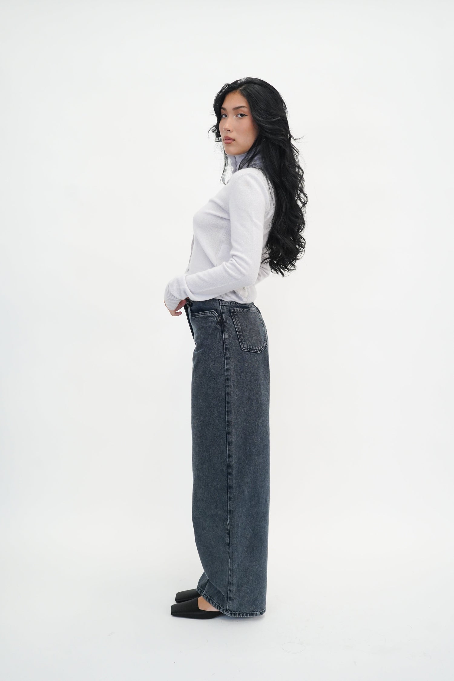 COCOON DENIM PANTS IN BLACK JEANS REMAIN 