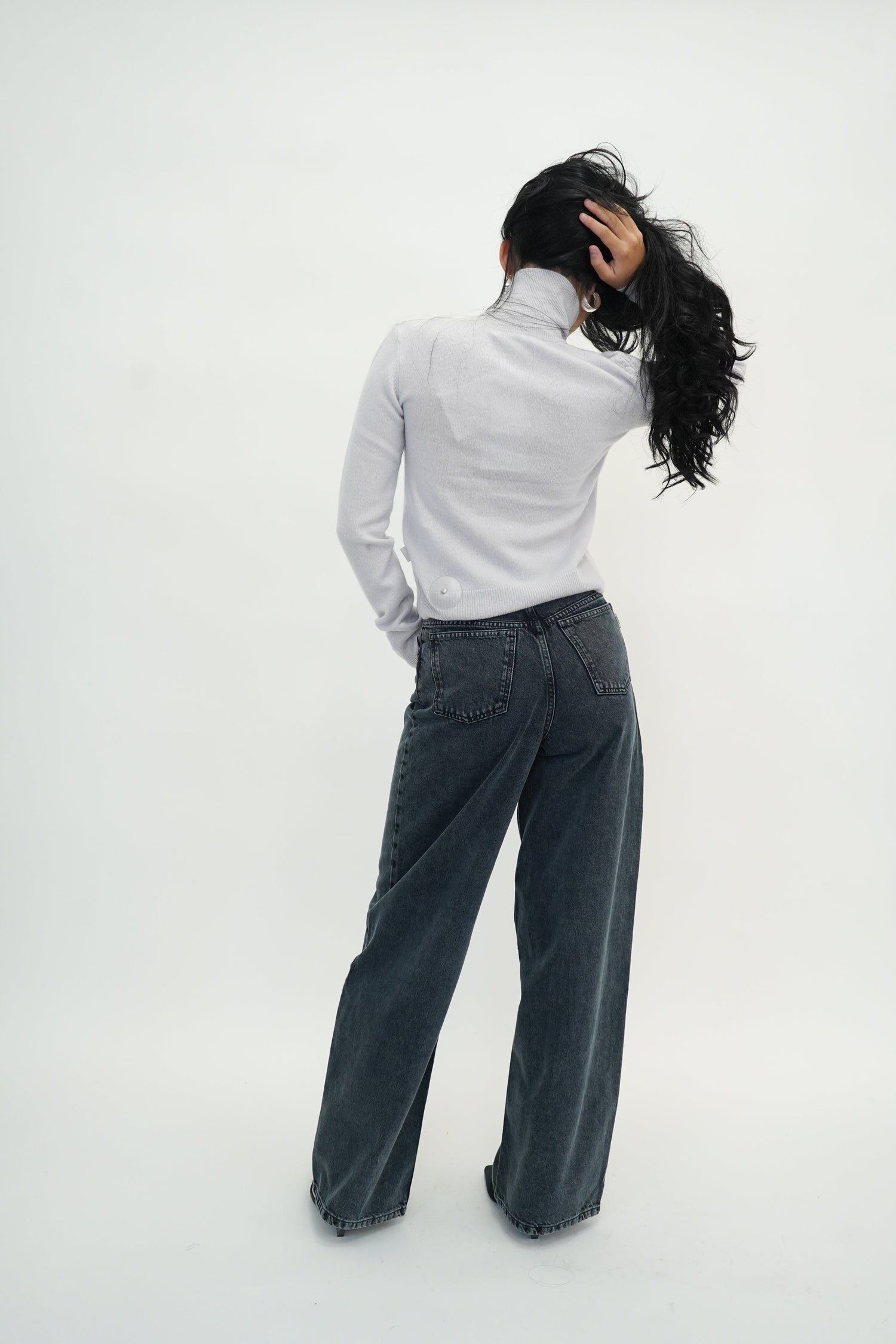 COCOON DENIM PANTS IN BLACK JEANS REMAIN 