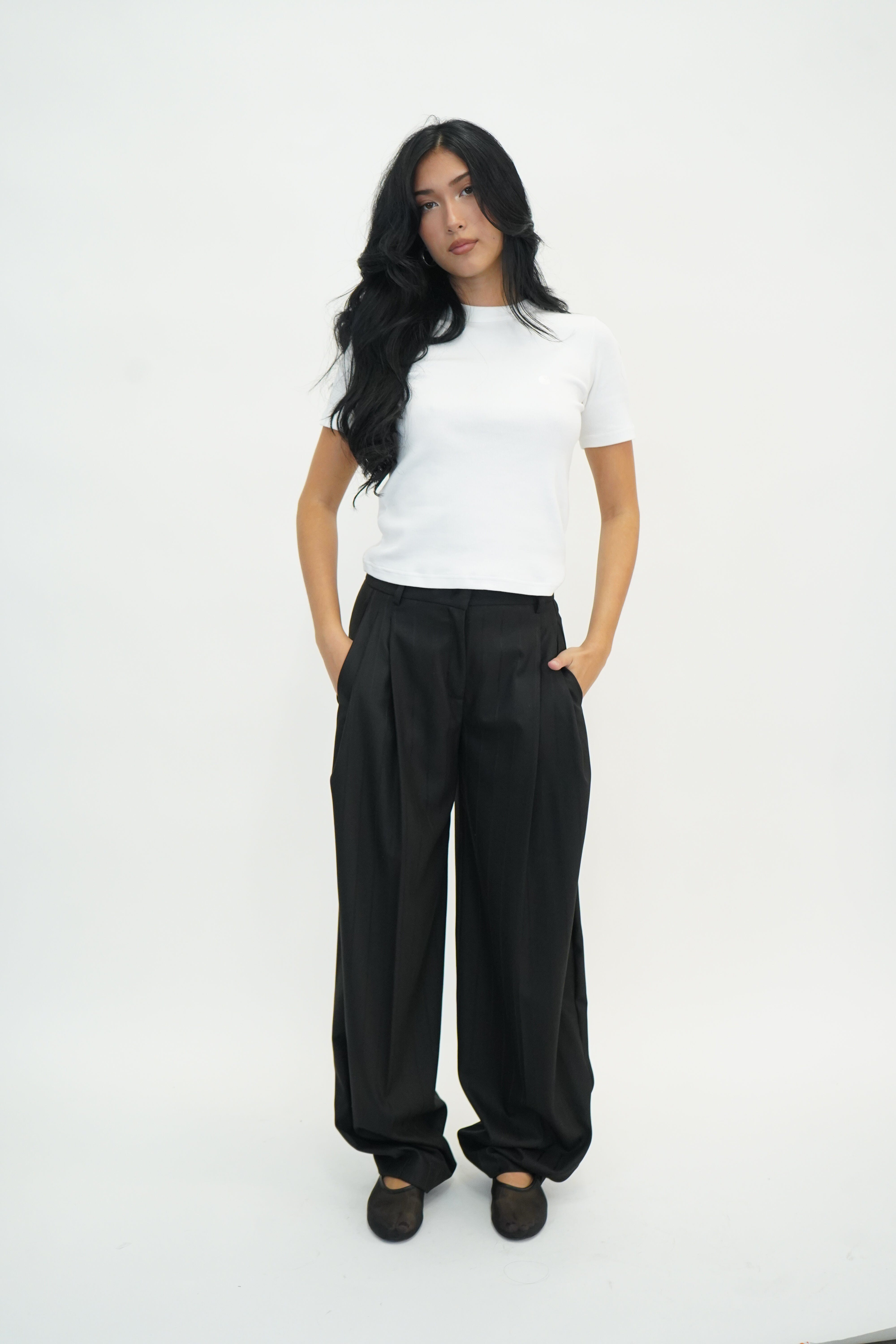 【関税&送料込】THE ANDAMANE Trousers 29546039_58641373_600.jpg