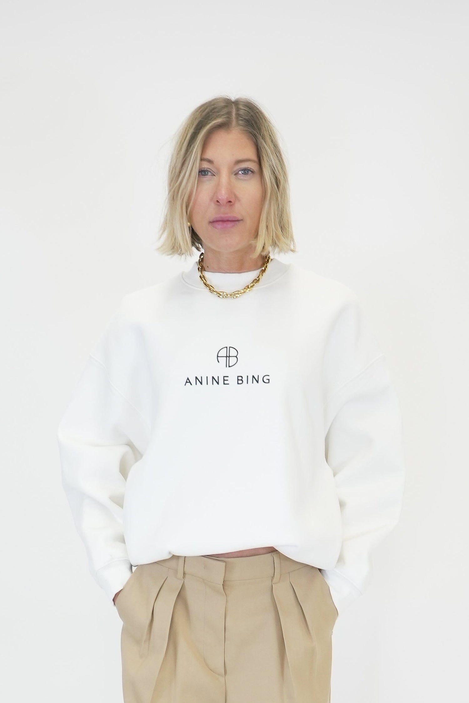 JACI SWEATSHIRT MONOGRAM IN IVORY SWEATSHIRT ANINE BING 