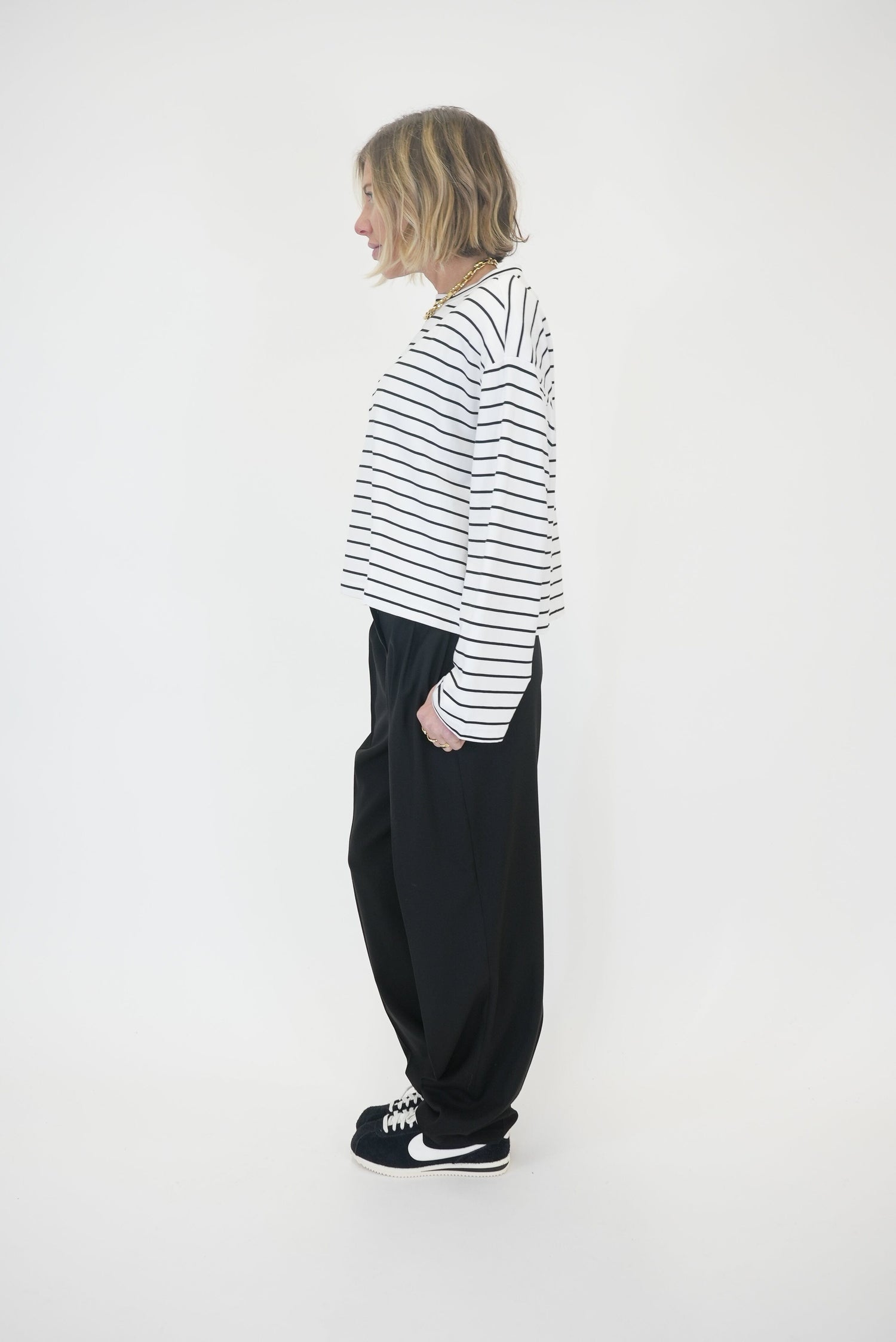 SIBA STRIP TOP IN WHITE & BLACK STRIPE TOP GESTUZ 