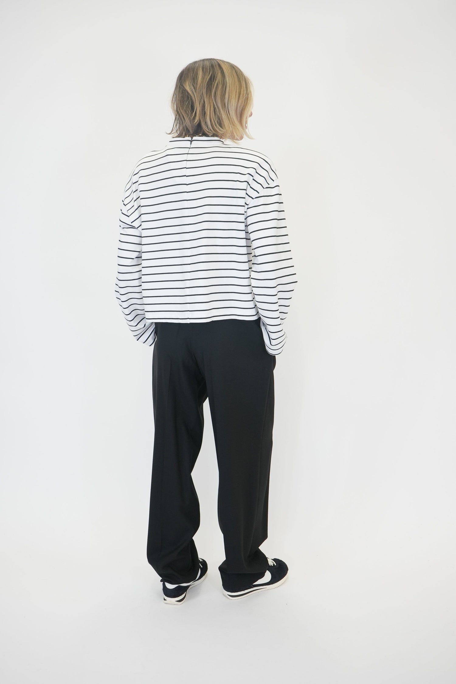 SIBA STRIP TOP IN WHITE & BLACK STRIPE TOP GESTUZ 