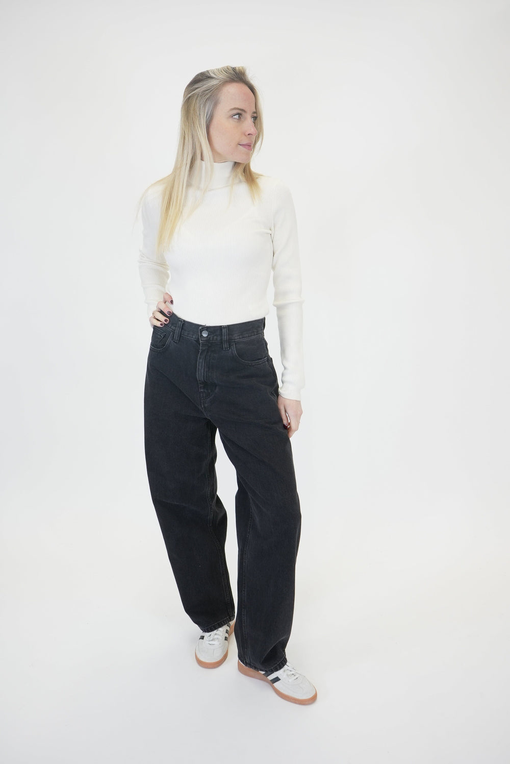 ALUDRA SWEATER IN ECRU SWEATER IRO 