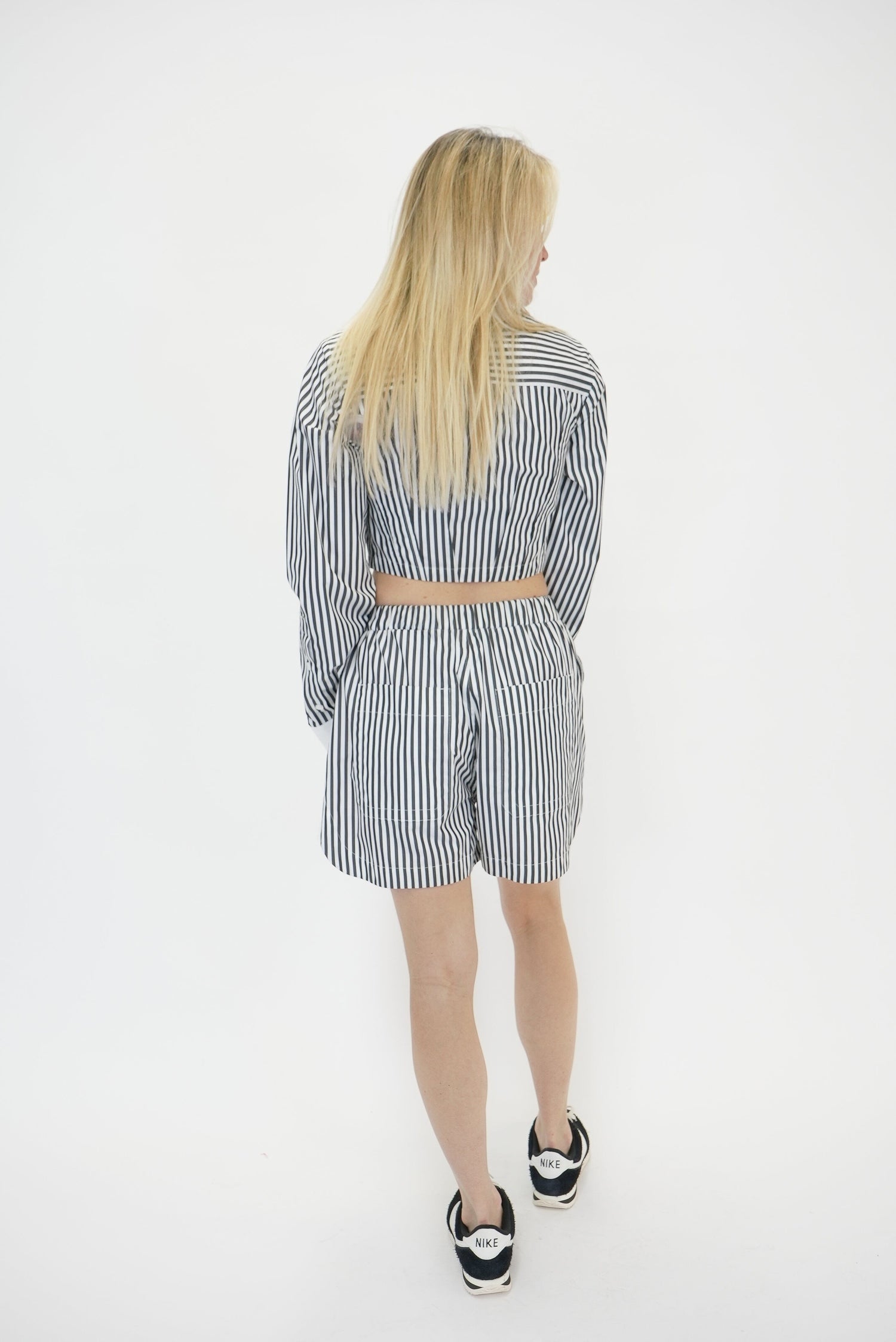 MUSCARI SHORT IN BLACK STRIPE SHORT MAXMARA 