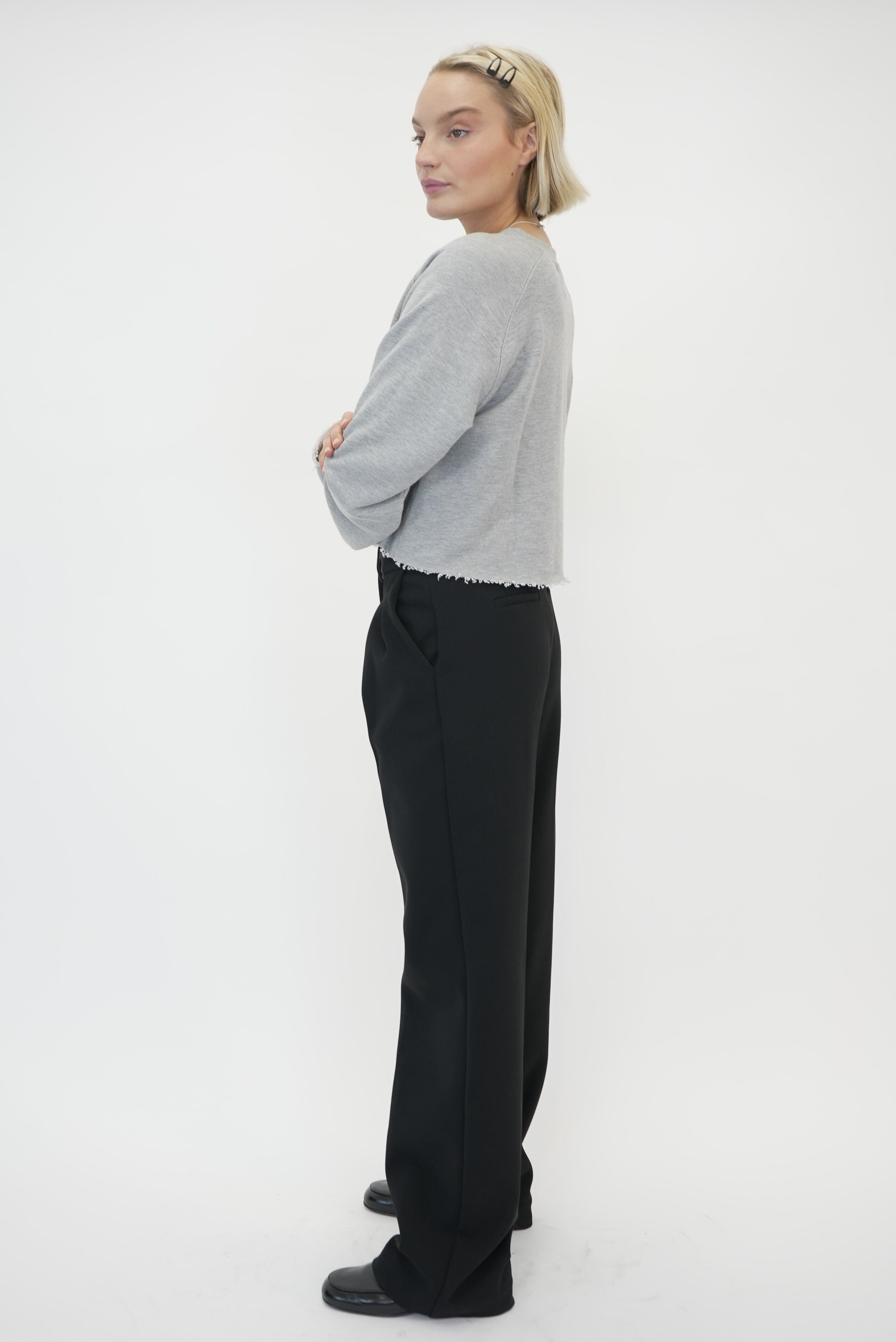 RAGLAN V NECK CROPPED SWEATSHIRT IN GREY SWEATSHIRT ETERNE 