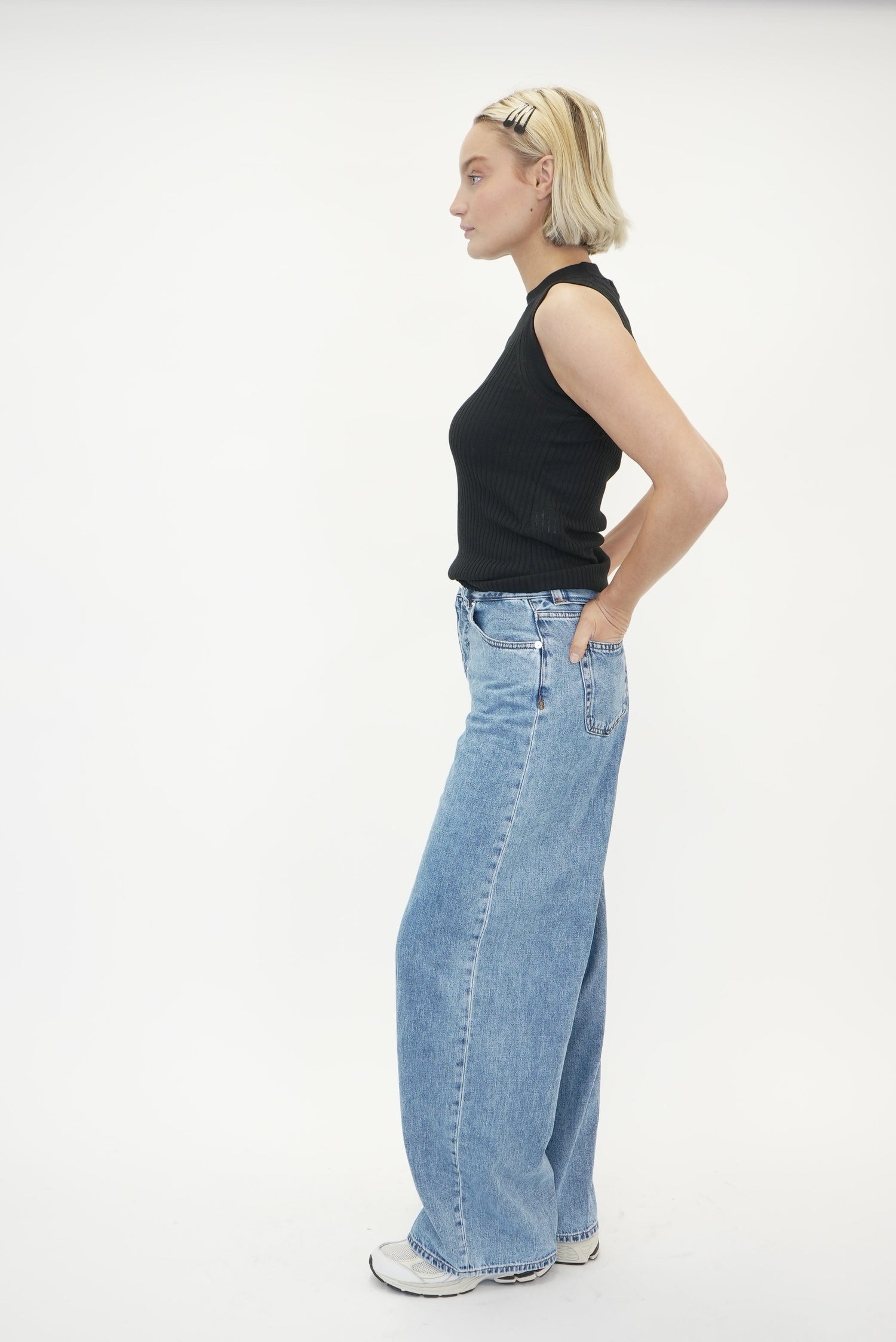 GEA LOOSE JEANS IN BLUE JEANS NINE IN THE MORNING 