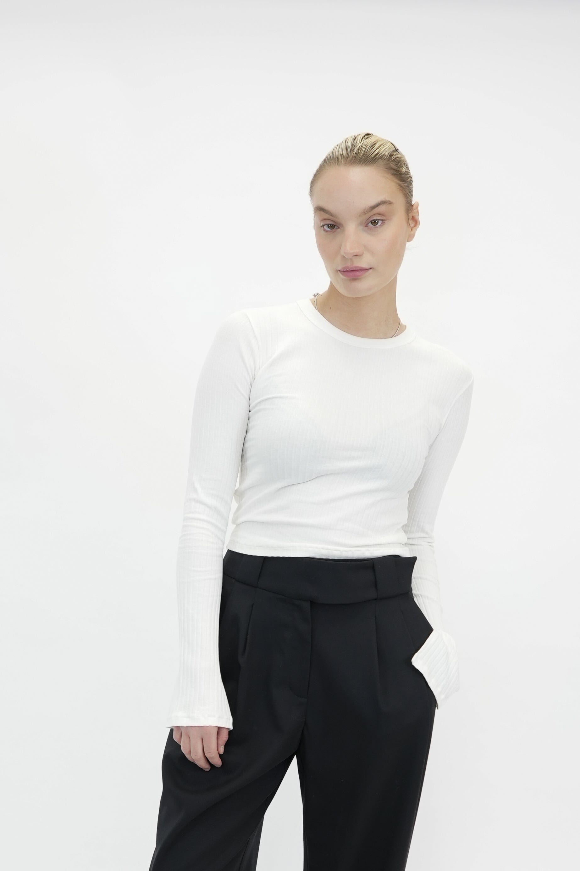 ERSILIA T-SHIRT IN WHITE T-SHIRT IRO 