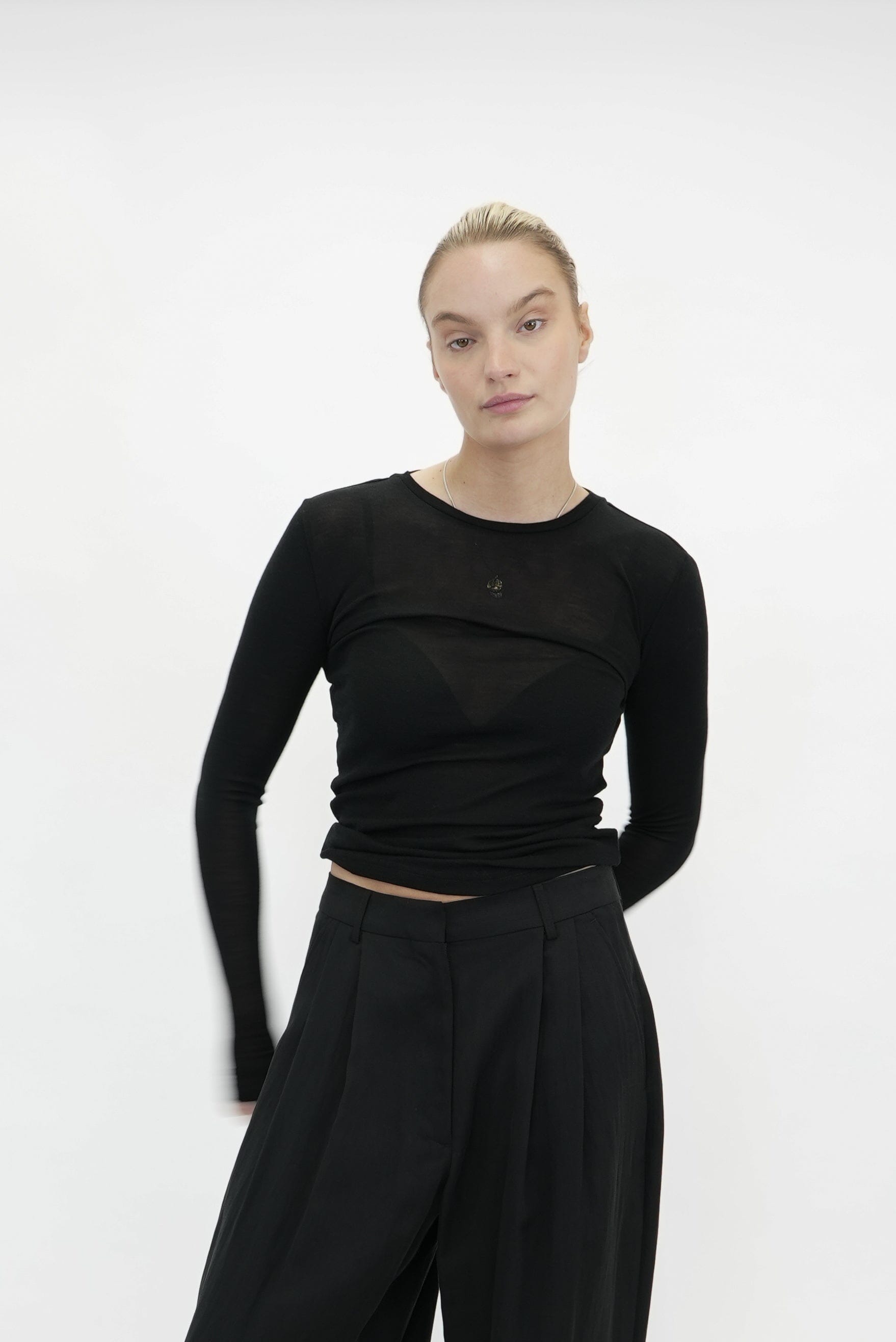 NINIA WOOL ROUNDNECK TEE TOP GESTUZ 