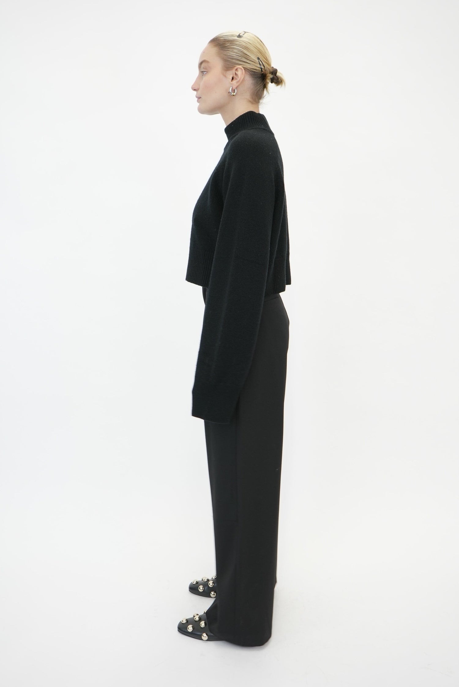 BARBARA TROUSERS IN BLACK TROUSERS OVAL SQUARE 