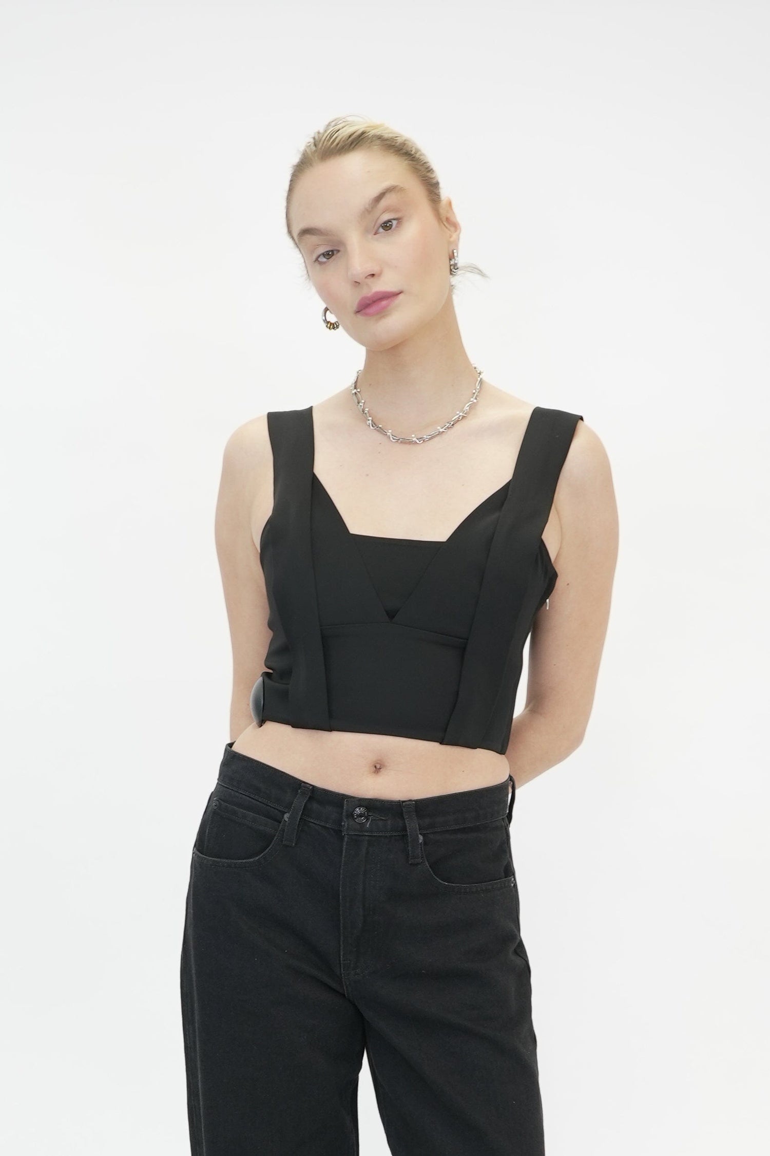 SONNA TOP IN BLACK TOP IRO 