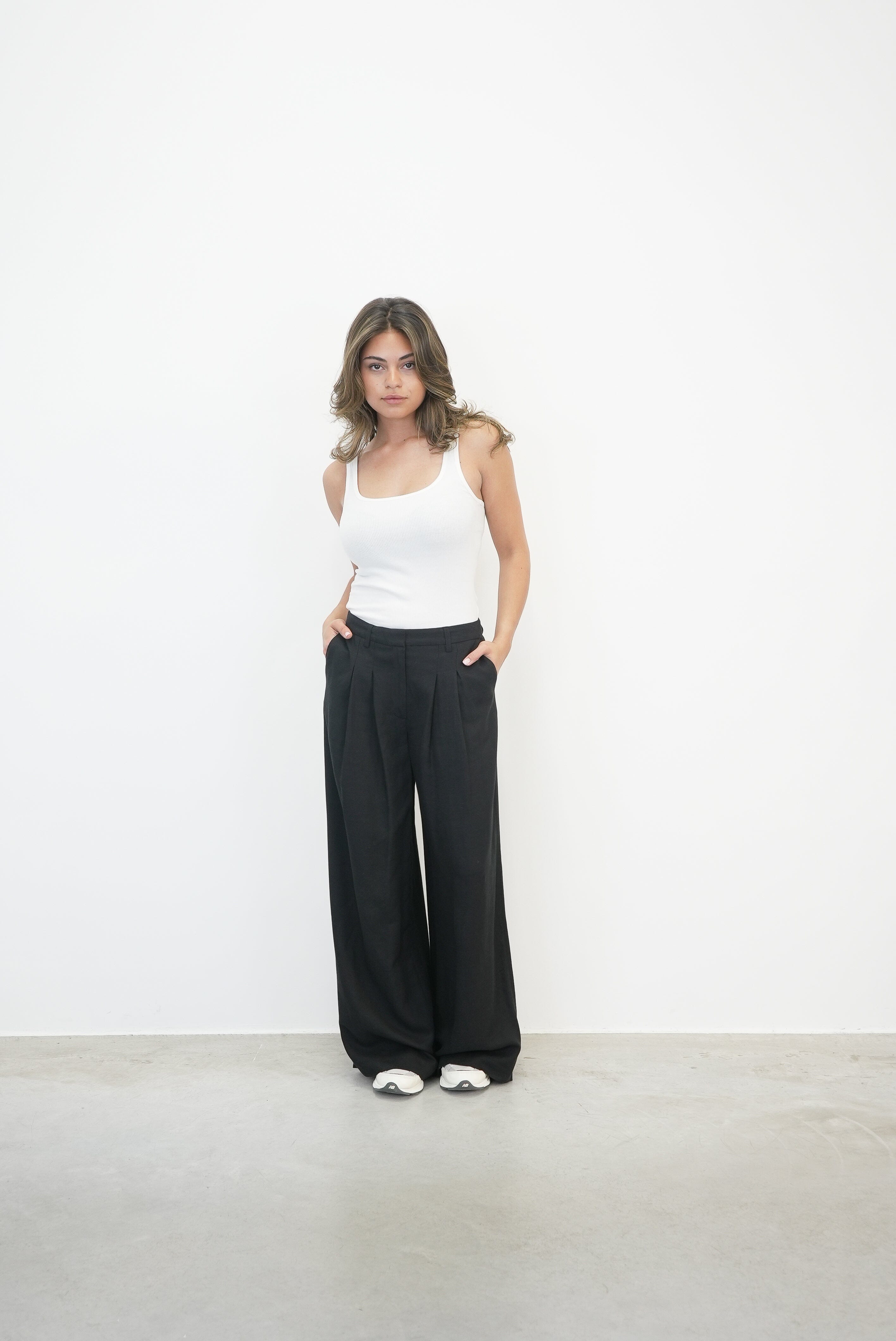 THE ESSENTIAL RIB SCOOP NECK TANK TOP RAG & BONE 