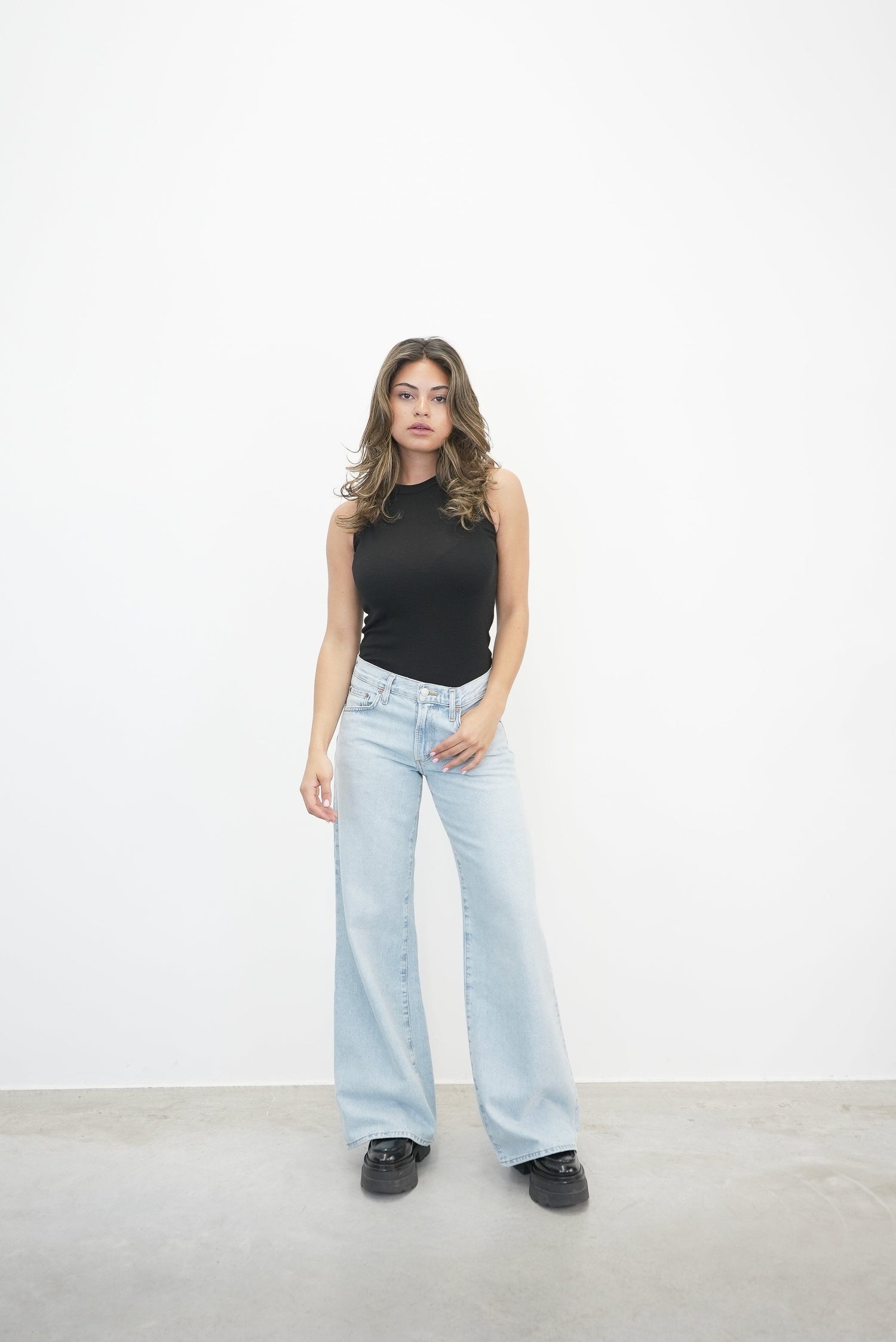 CLARA LOW RISE BAGGY FLARE JEANS JEANS AGOLDE 