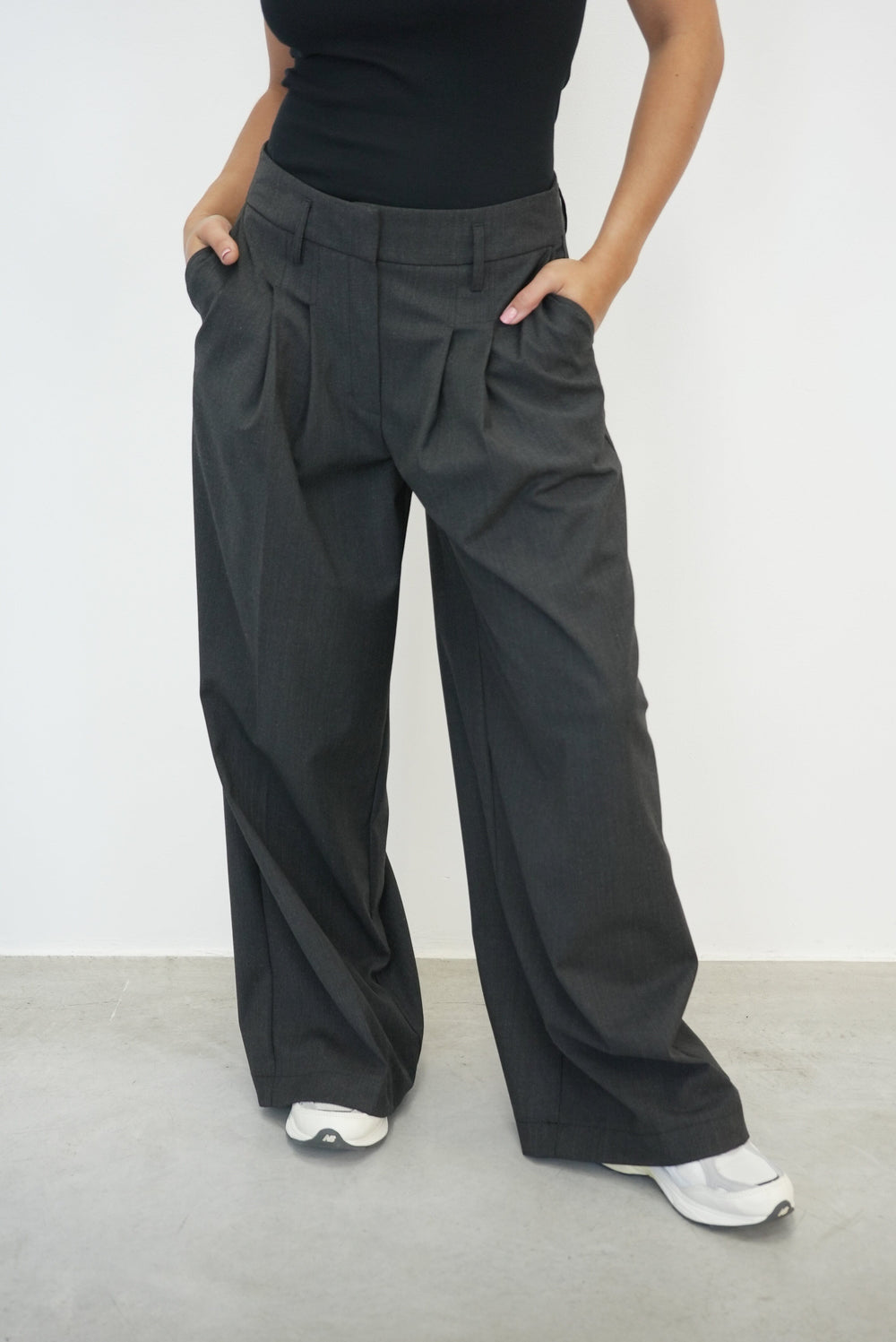 LOTUS MID-RISE RELAXED FIT PANTS PANTS BIRGITTE HERSKIND 