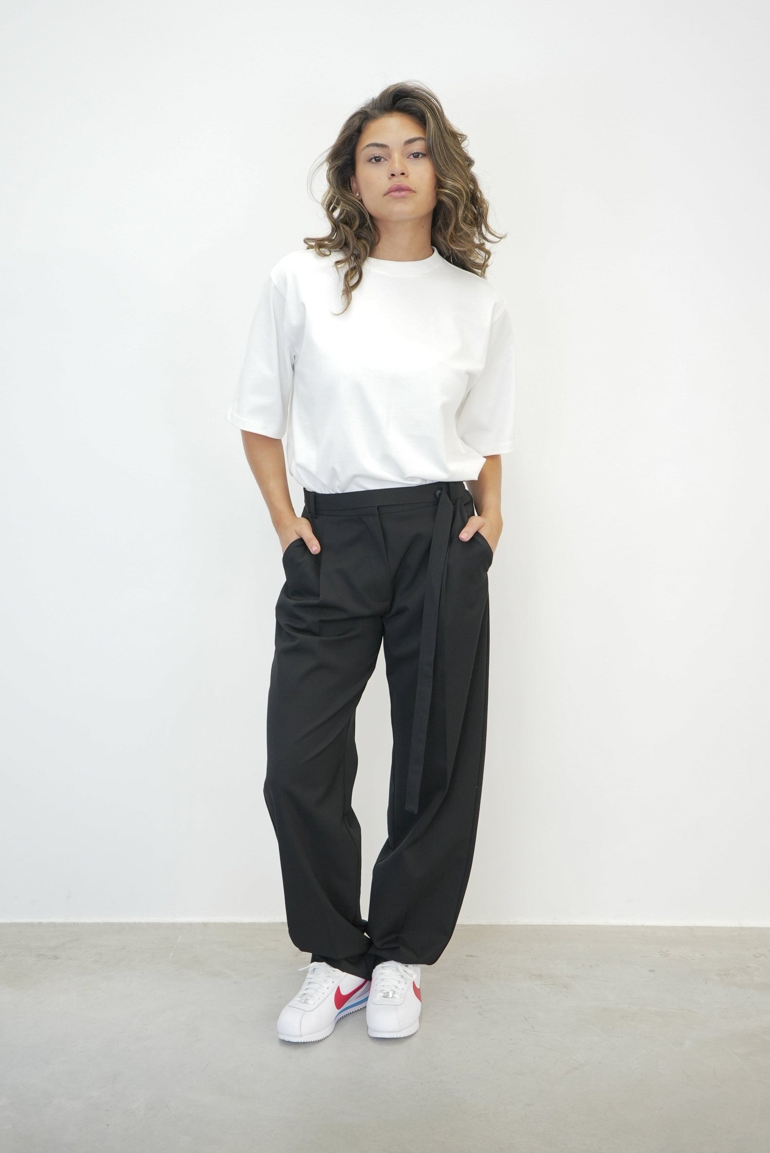 RELAXED FIT BELTED PANTS PANTS ST AGNI 