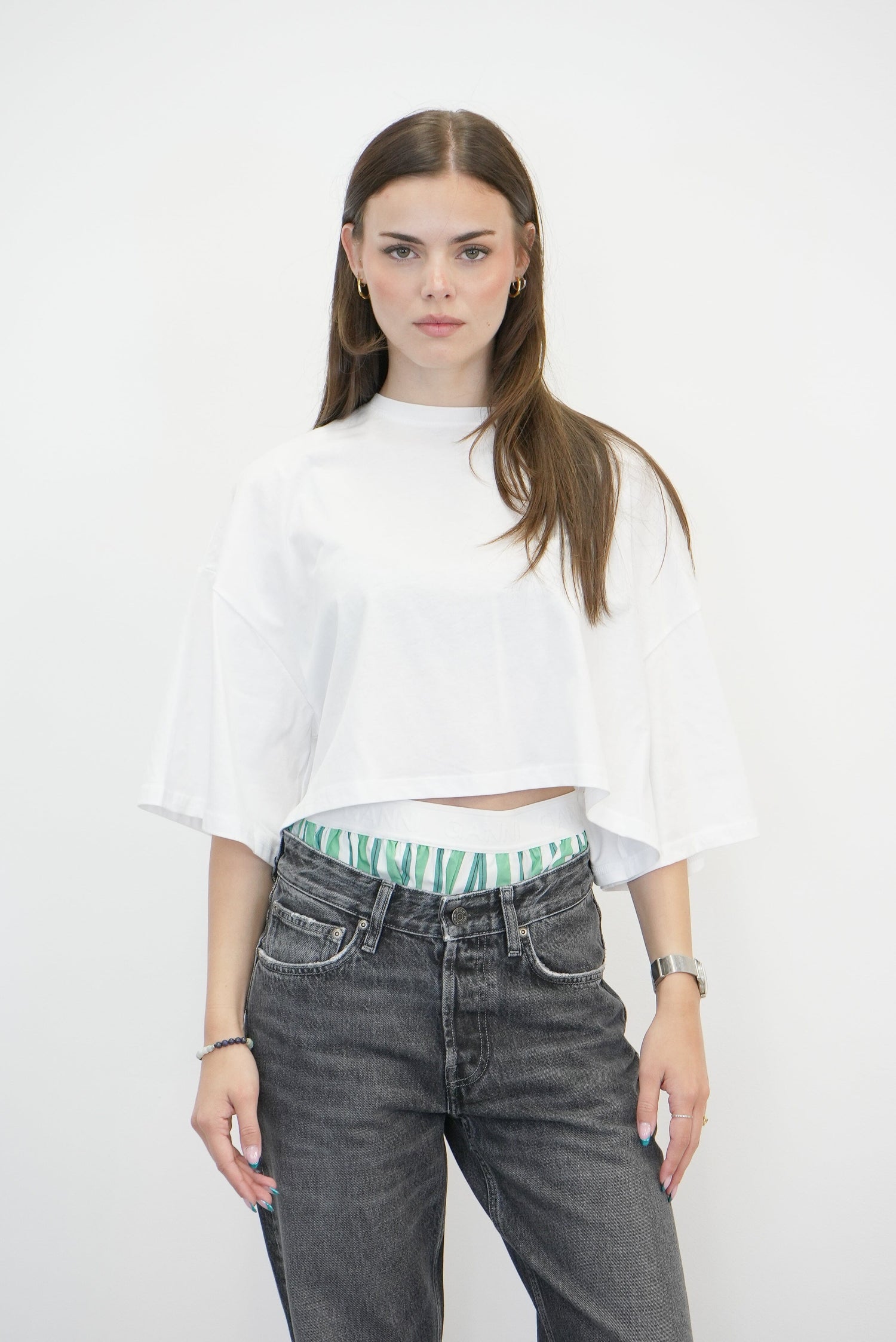 TOBIAS CROPPED TEE TEE KURE 