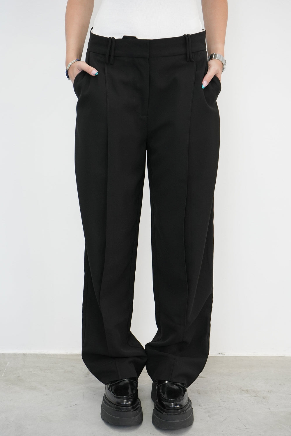 LIGHT TWILL SUITING RELAXED PLEATED PANTS IN BLACK PANTS GANNI 