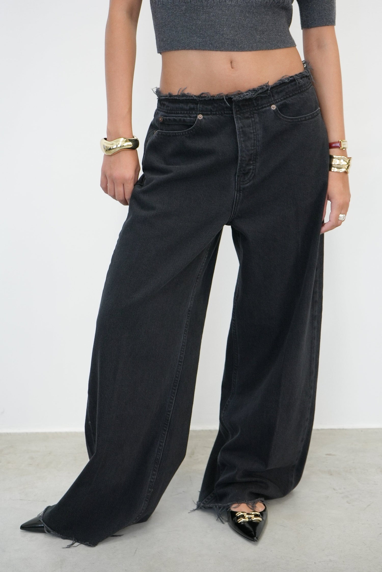 LE LOW BAGGY WIDE LEG CUT OFF JEANS FRAME 