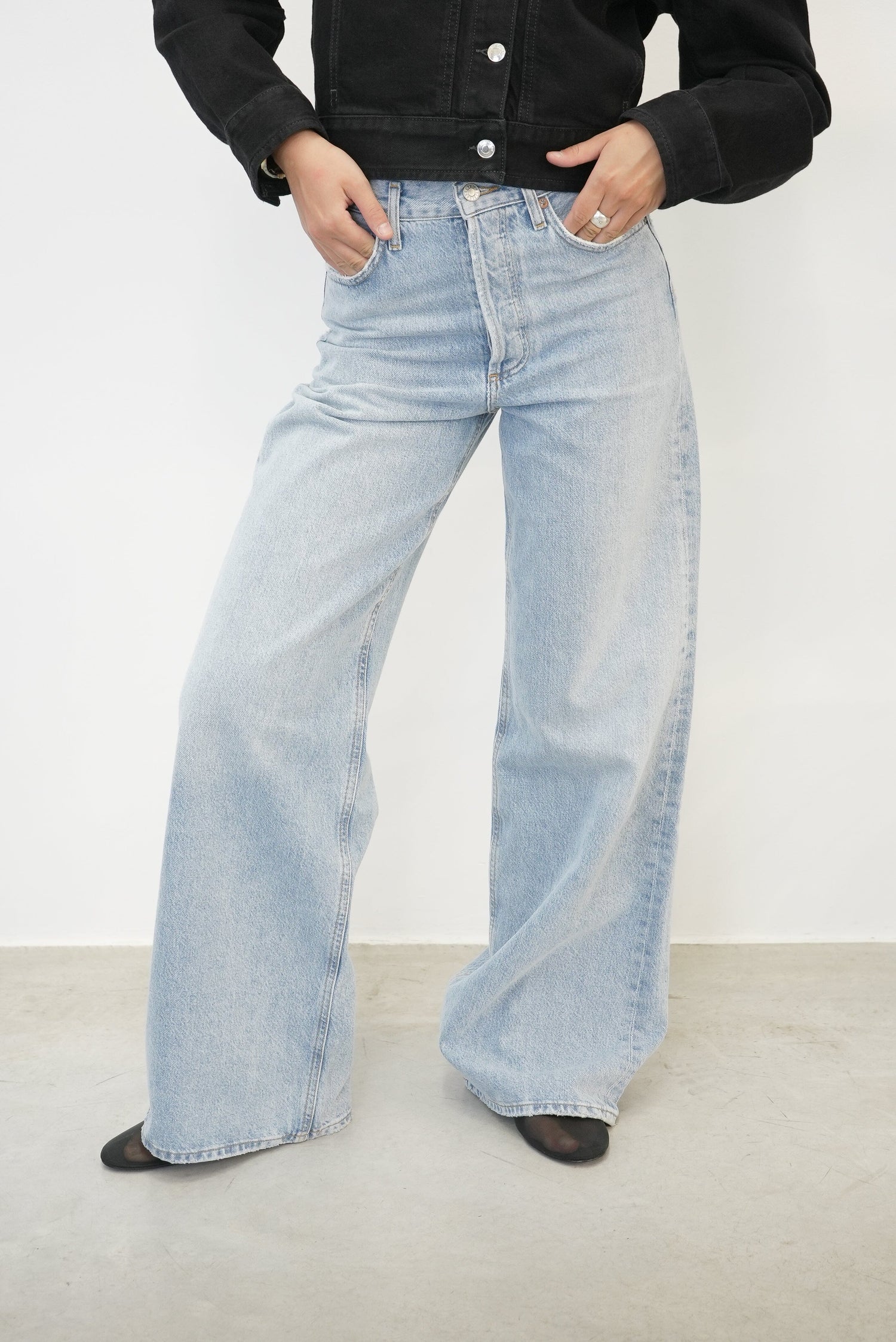 DAME HIGH RISE WIDE LEG NO CUFF IN CONFLICT JEANS AGOLDE 