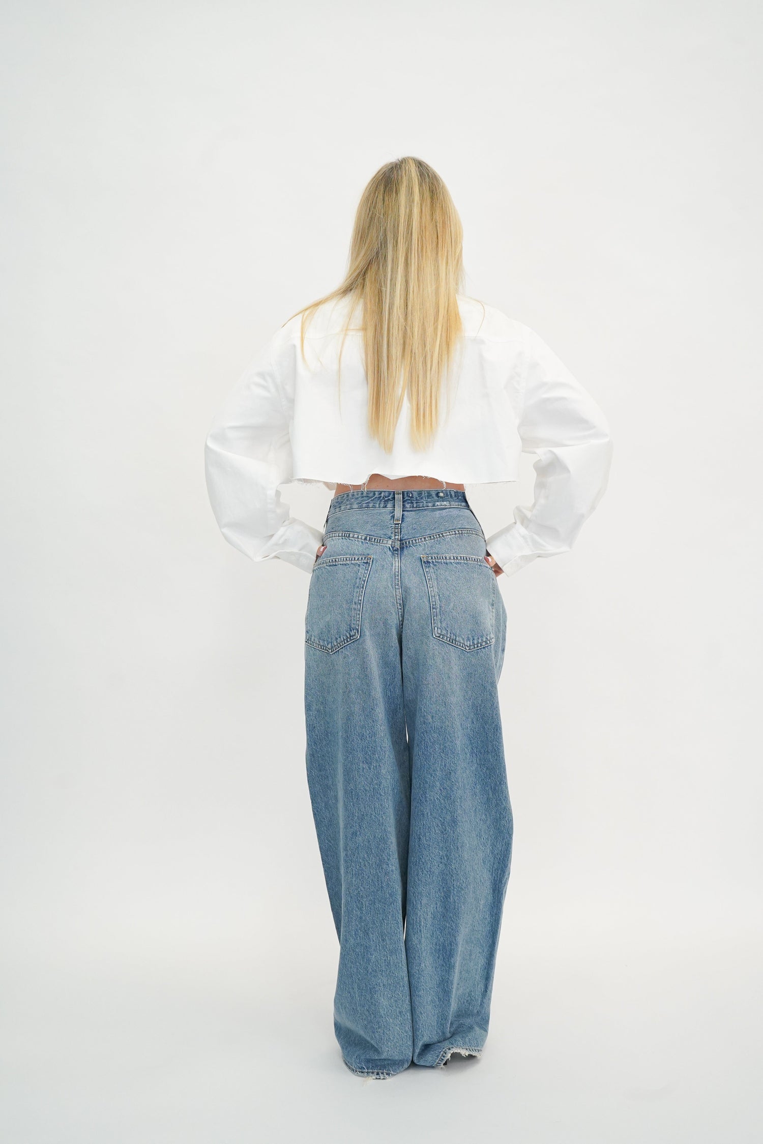VANA FOLD JEAN IN MANTRA JEANS AGOLDE 