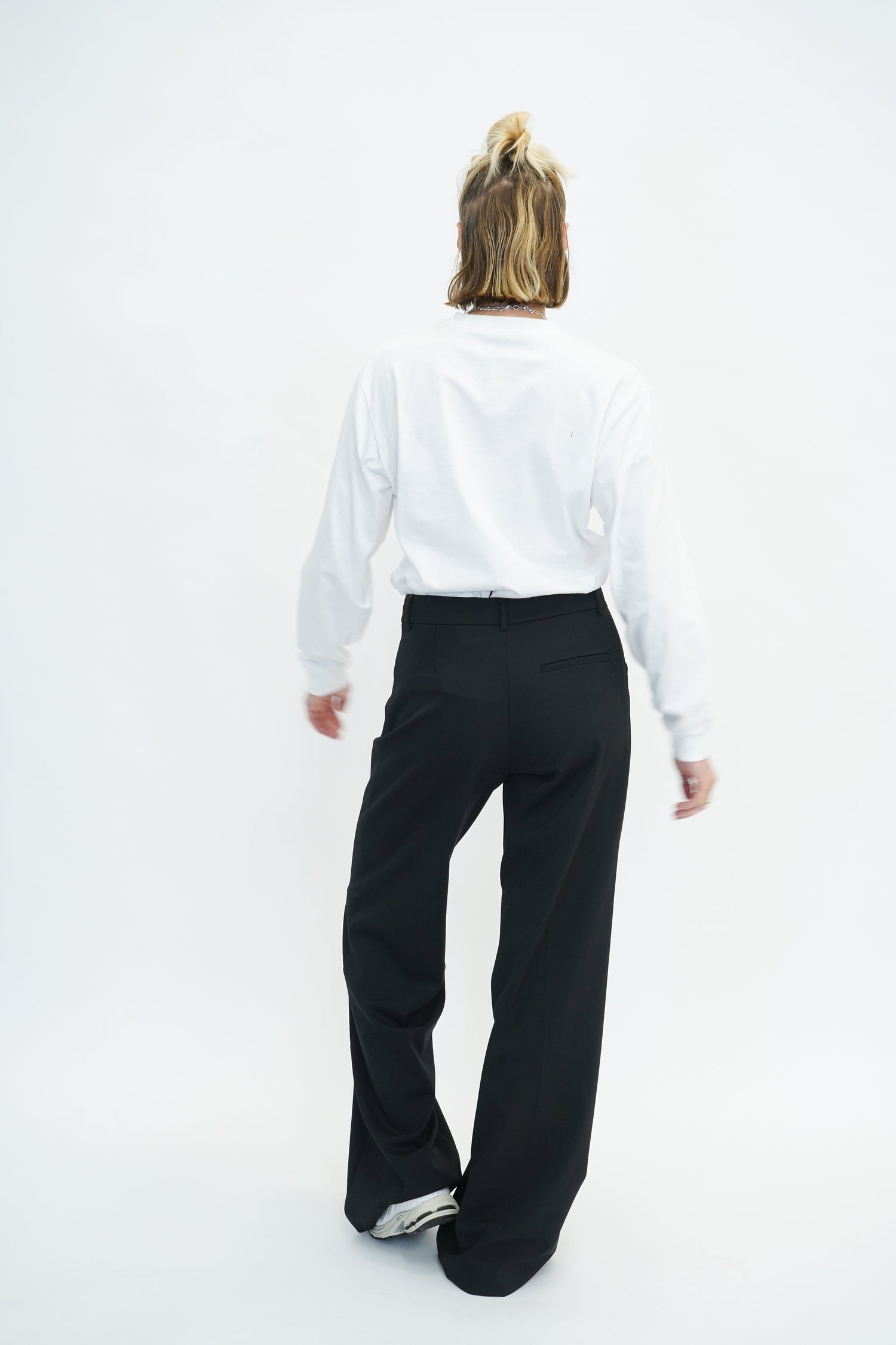 LONGSLEEVE POCKET T-SHIRT IN WHITE T-SHIRT CARHARTT 