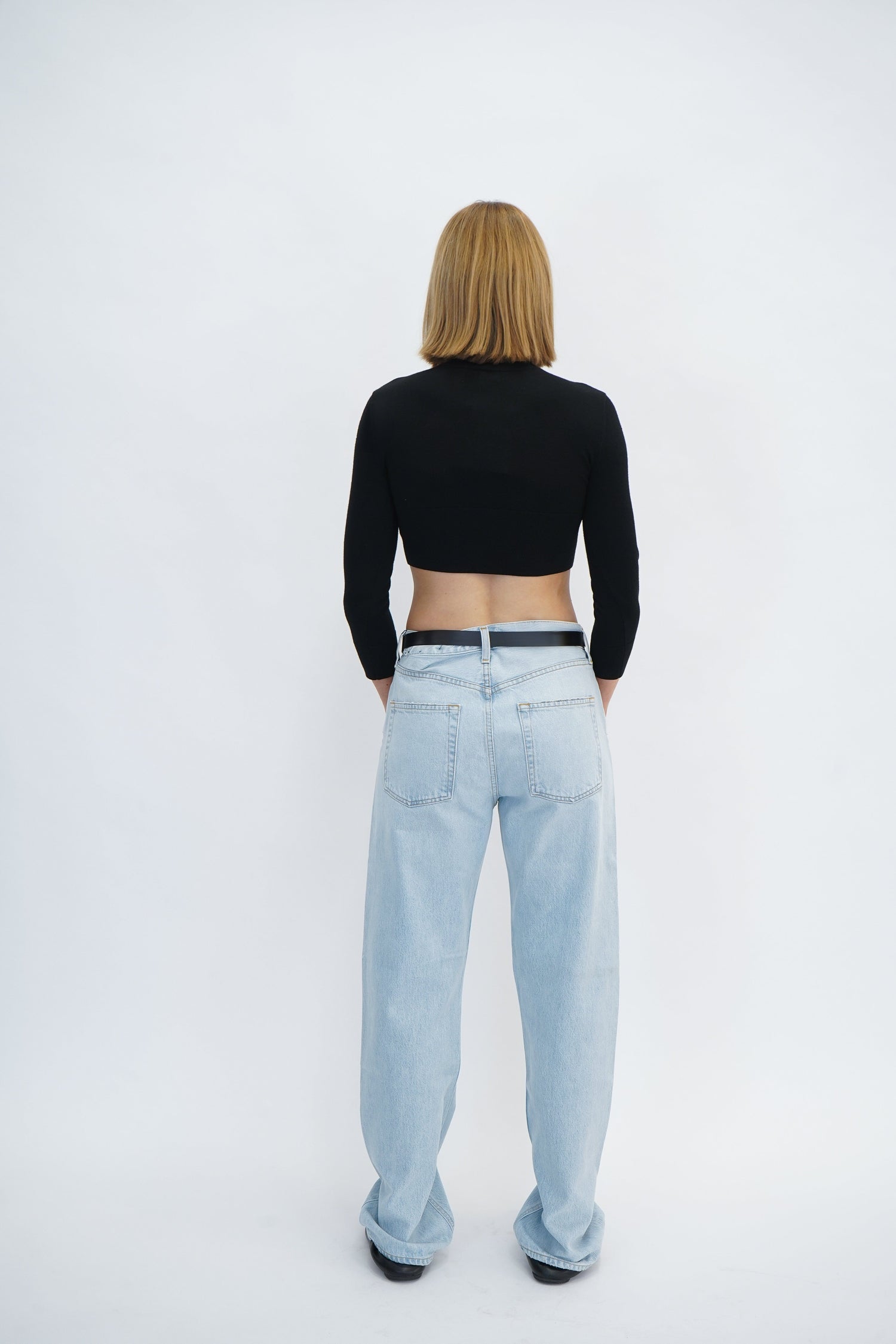 LOGO SHRUNKEN CARDIGAN IN SUPERFINE WOOL KNITWEAR ALEXANDER WANG 