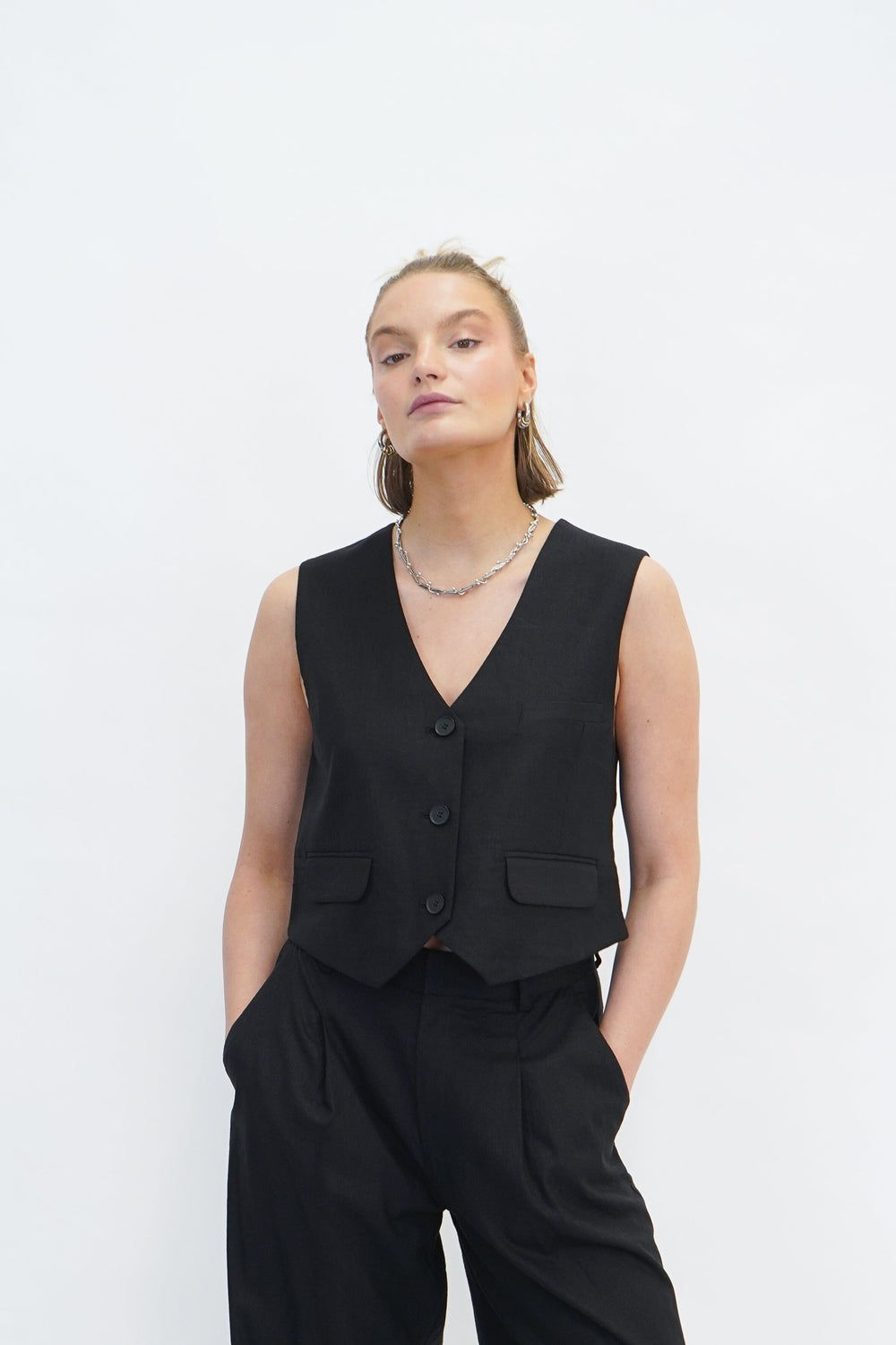 GESTUZ-ELARAHGZ LINEN WAISTCOAT NOOS-BLACK WAISTCOAT GESTUZ 