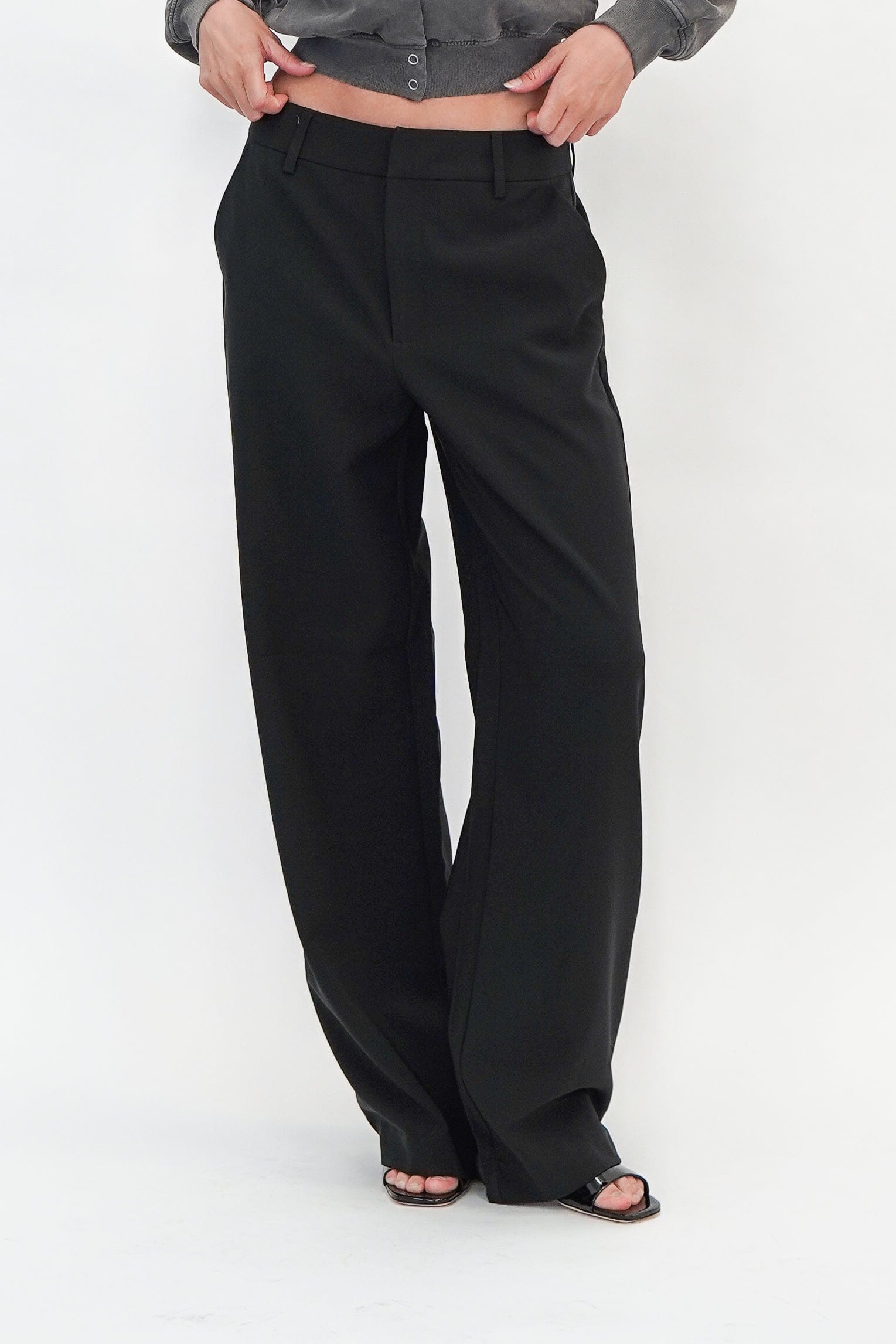 JOELLE MID RISE SUITING STRAIGHT LEG PANTS PANTS GESTUZ 