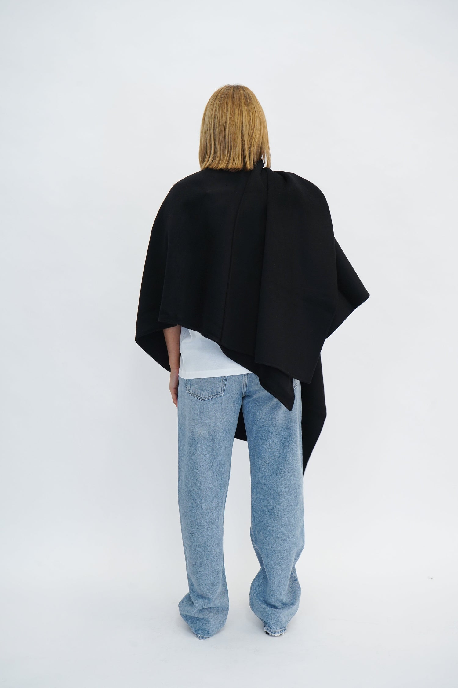 KAMIN DOUBLE WOOL SILK SCARF IN BLACK ACCESSORIES NANUSHKA 