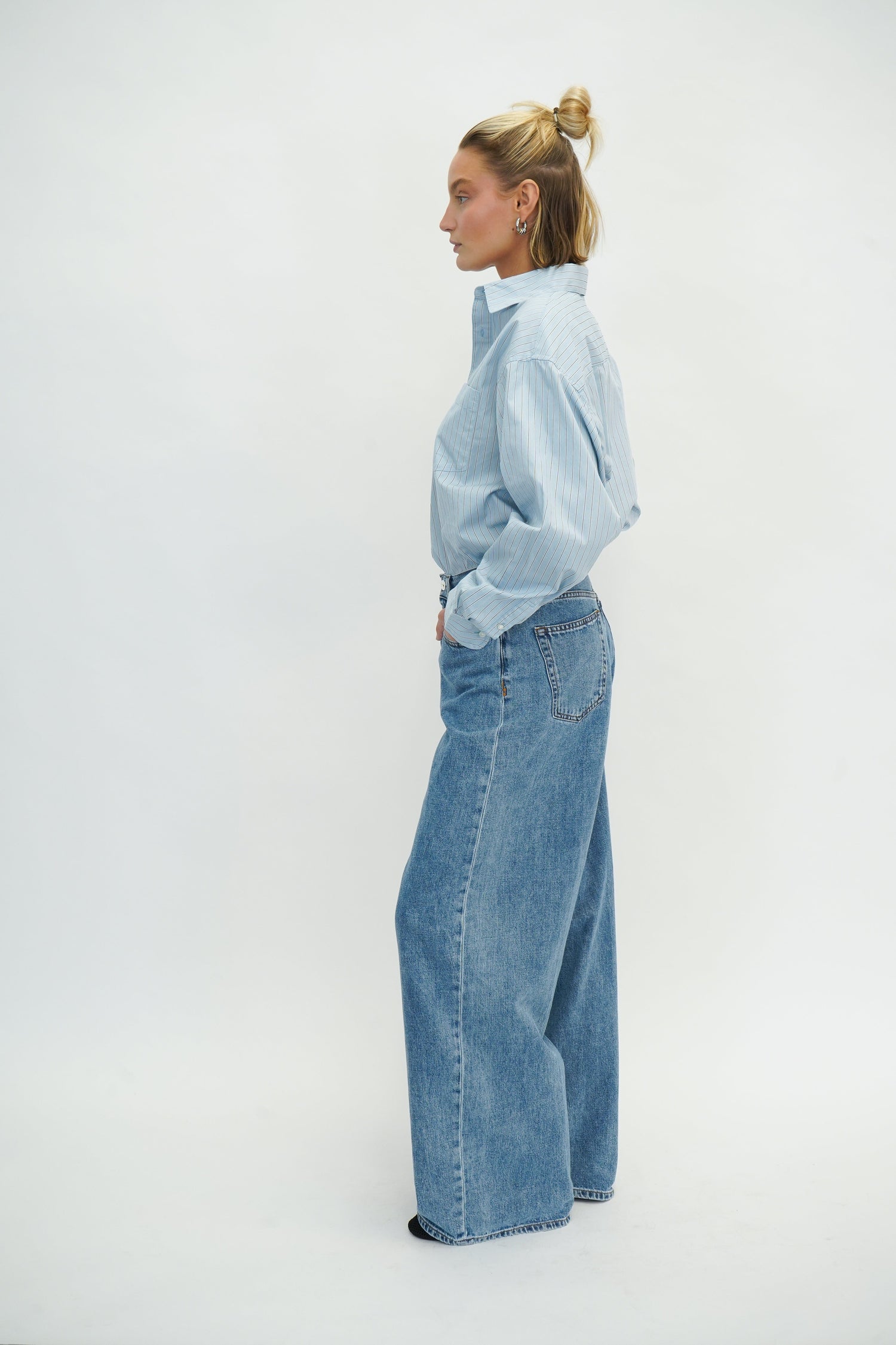 GEA LOOSE JEANS IN BLUE JEANS NINE IN THE MORNING 