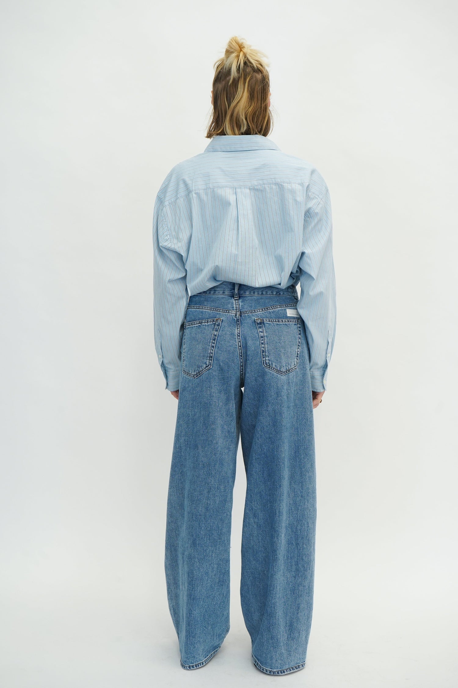 GEA LOOSE JEANS IN BLUE JEANS NINE IN THE MORNING 