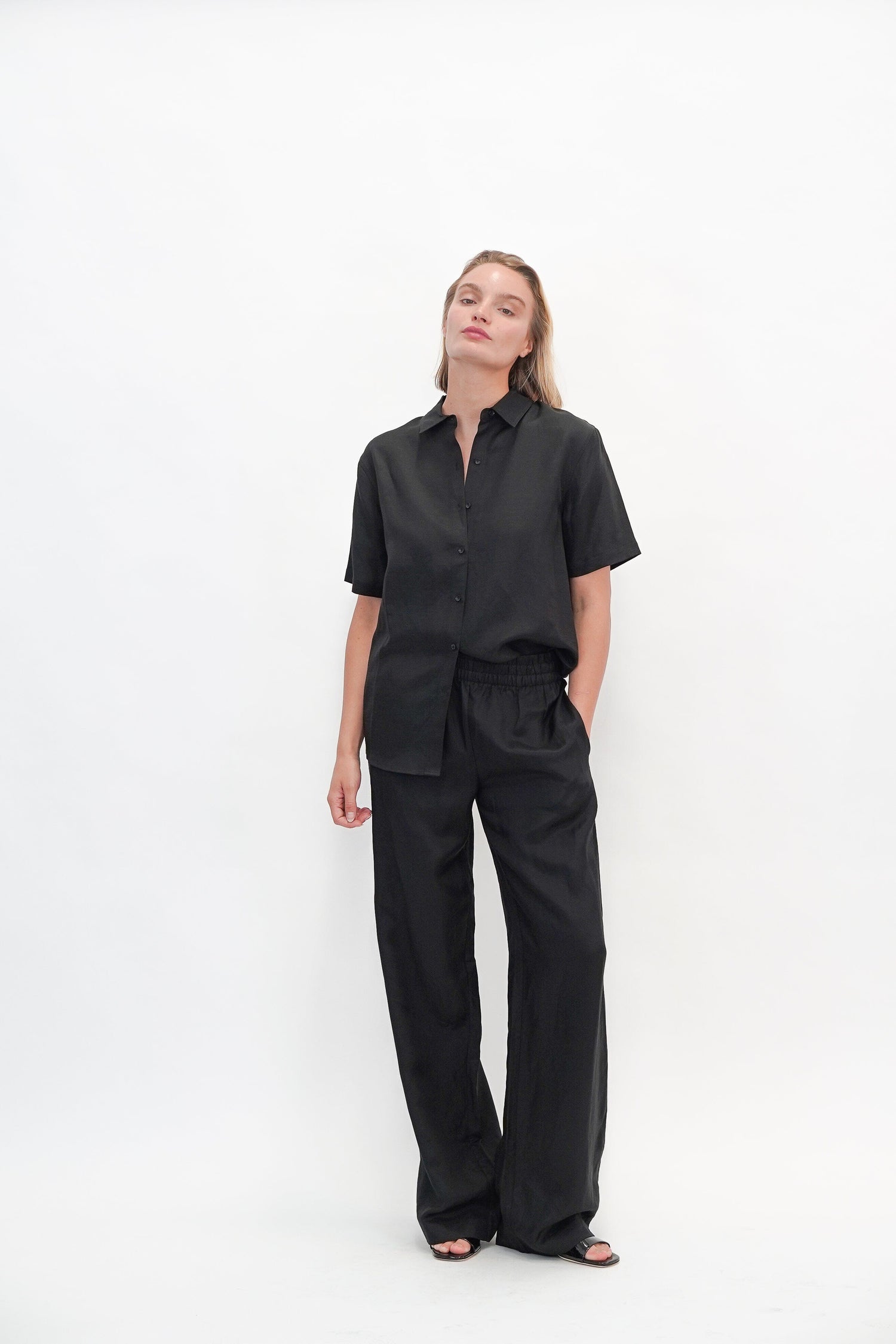 SOTO LINEN PANTS IN BLACK PANTS ANINE BING 