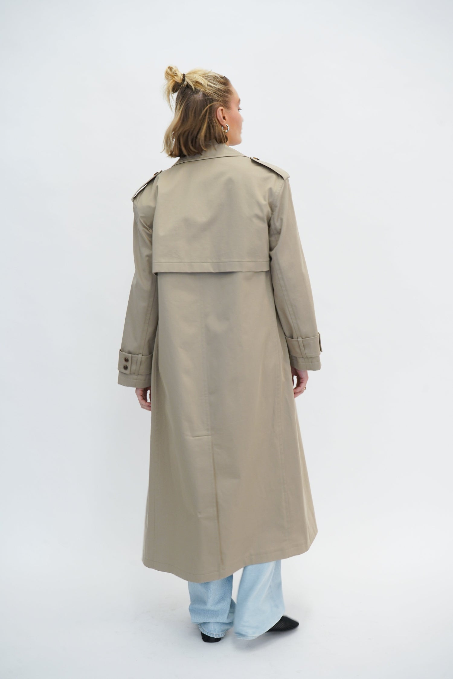 OS DB TRENCH IN SOFT TAUPE TRENCH THEORY 