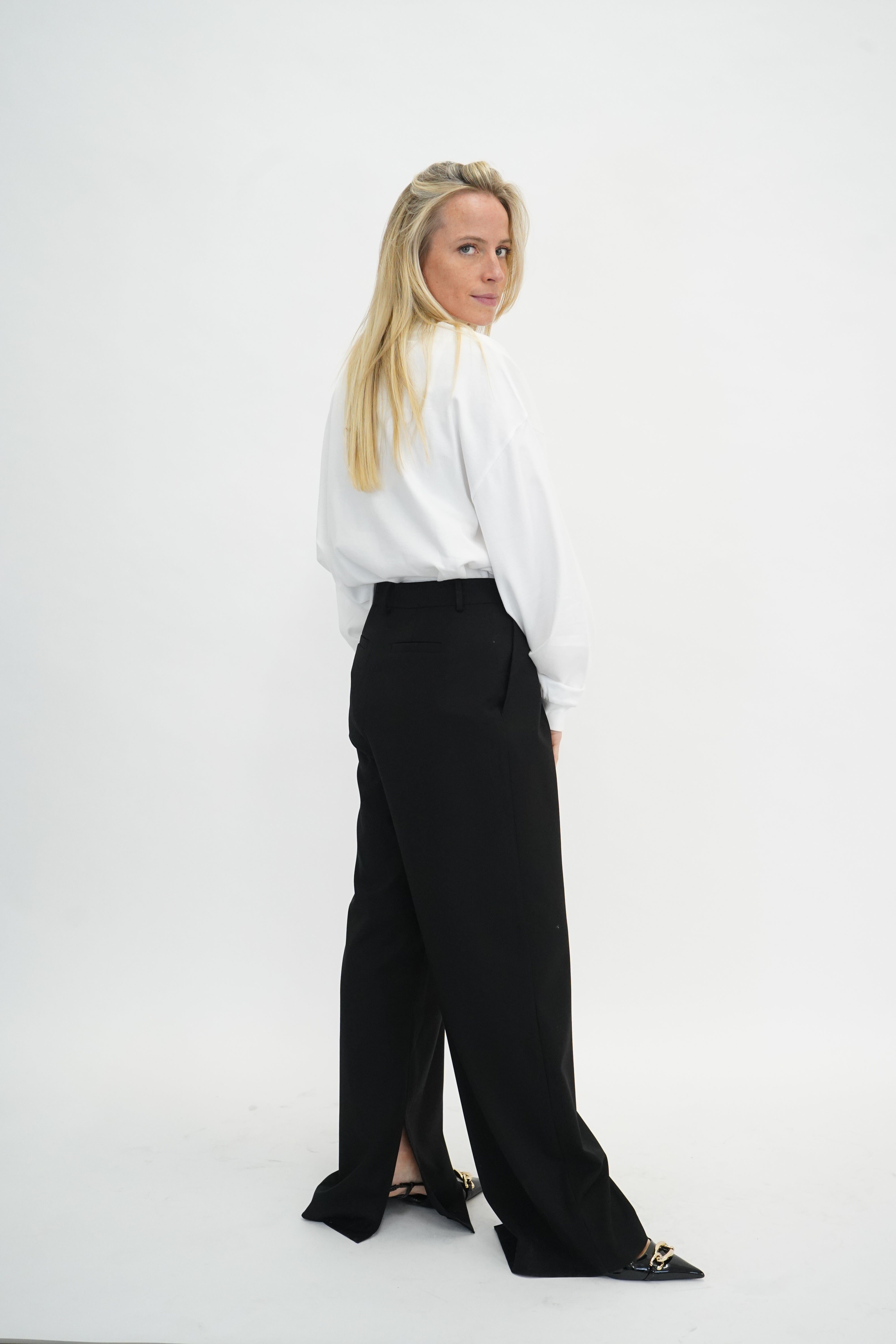 BARBARA TROUSERS IN BLACK TROUSERS OVAL SQUARE 