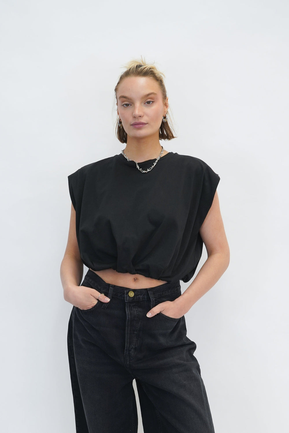 S/LESS CREW NECK T-S IN BLACK T-SHIRT NUDE 