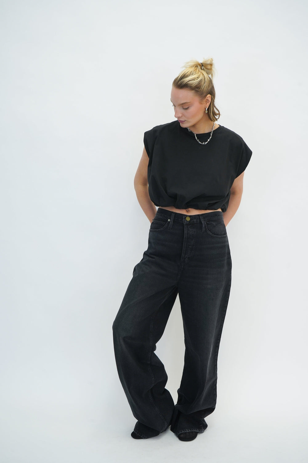 S/LESS CREW NECK T-S IN BLACK T-SHIRT NUDE 