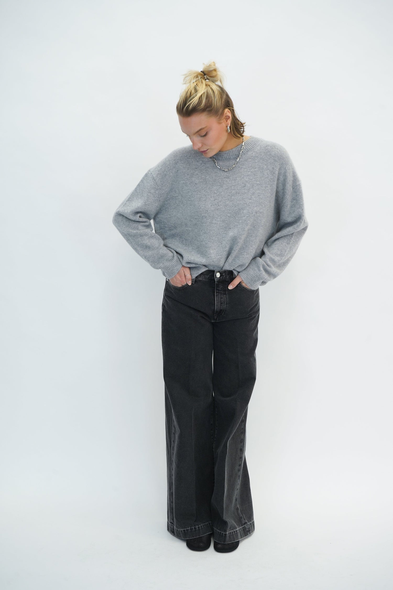 NADIA PALAZZO IN CAMBIO JEANS NINE IN THE MORNING 
