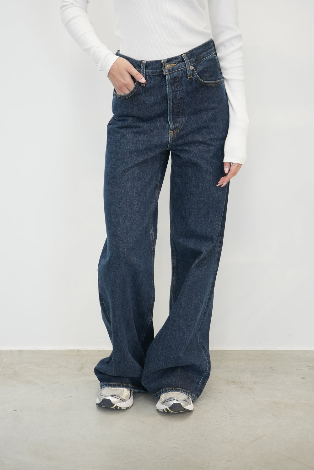 DAME NO CUFF IN PENDULUM JEANS AGOLDE 