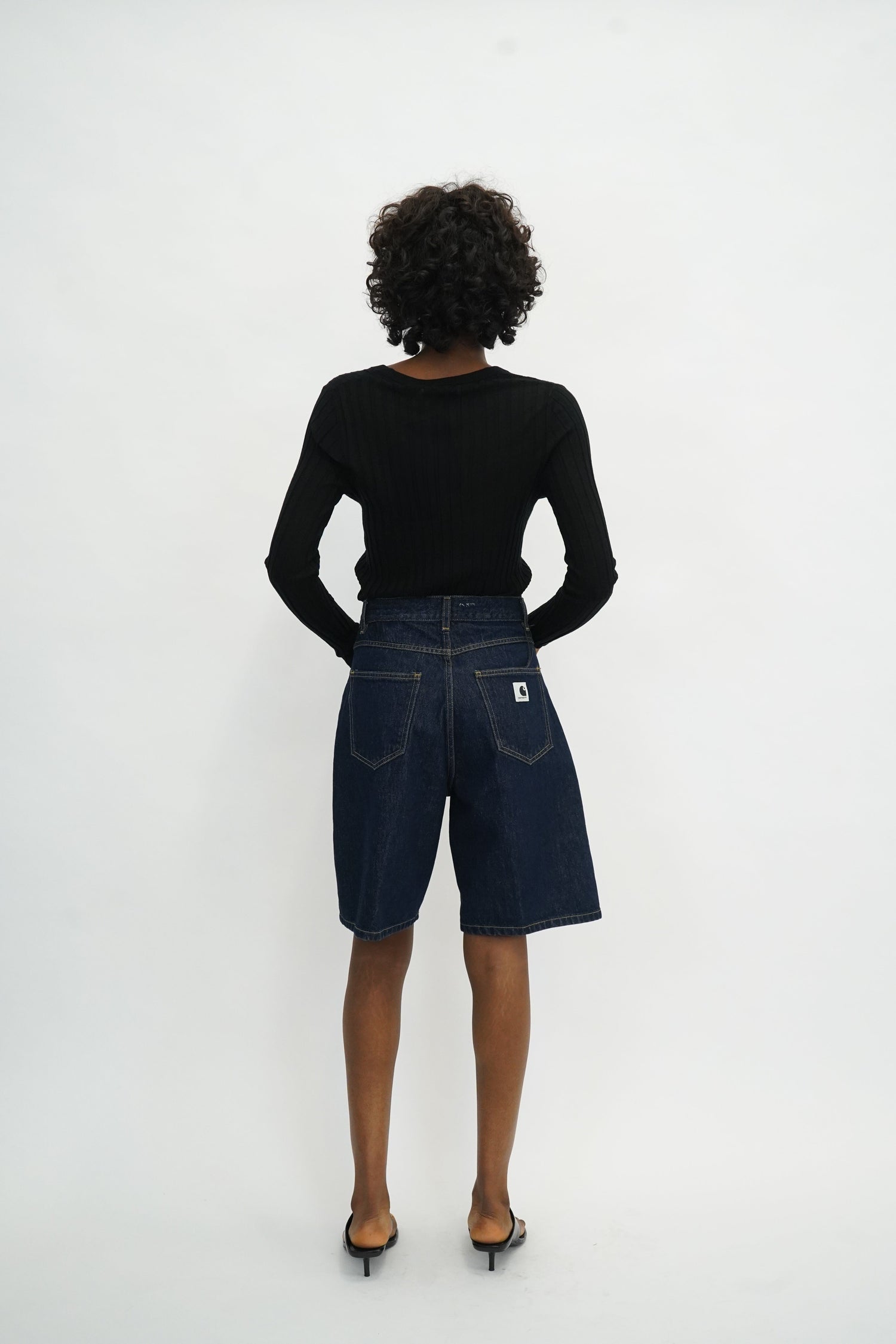 HATTIE PULLOVER IN BLACK PULLOVER IRO 